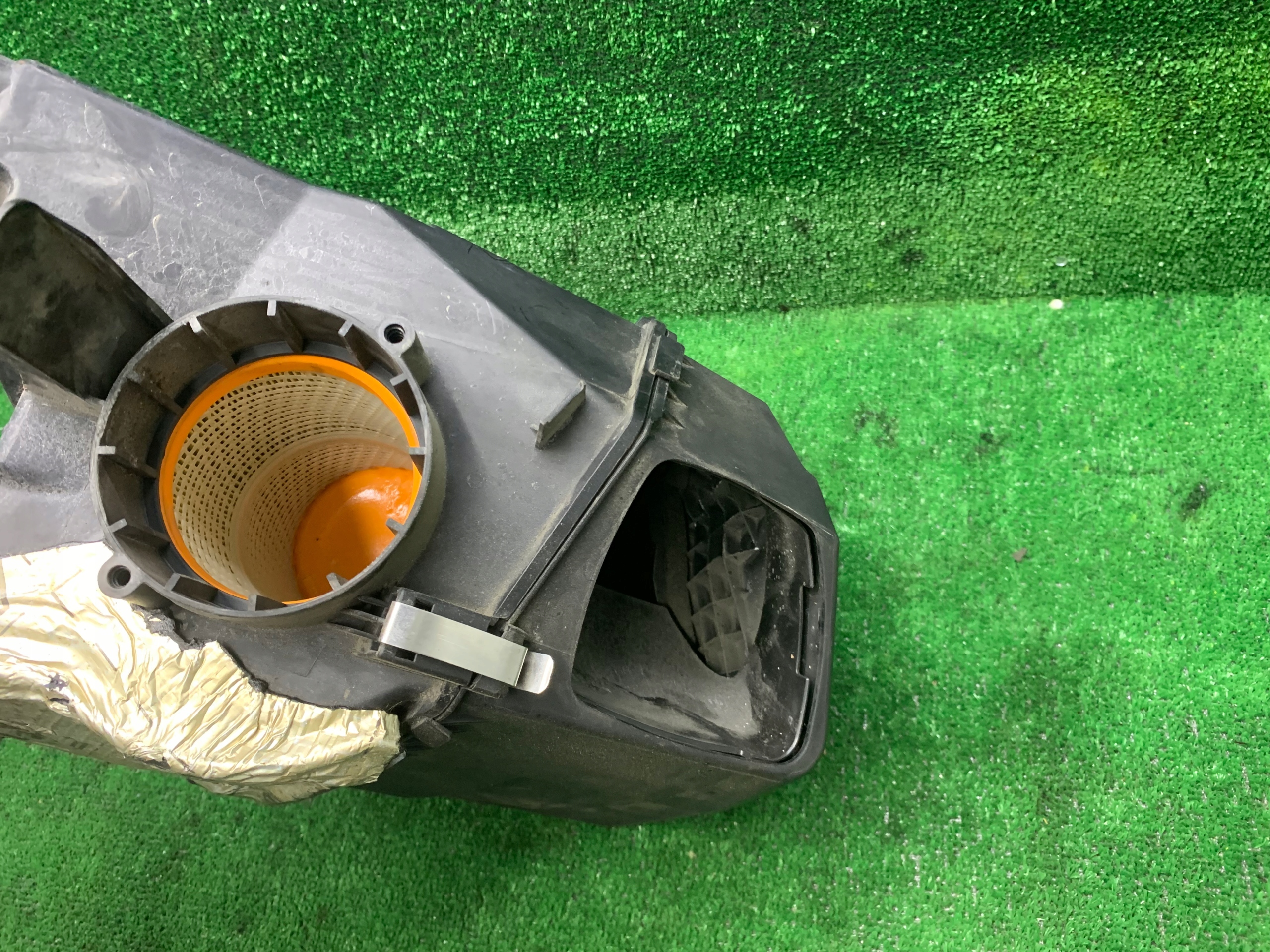 Gehäuse filter luft AUDI A6 C6 2.0 TFSI