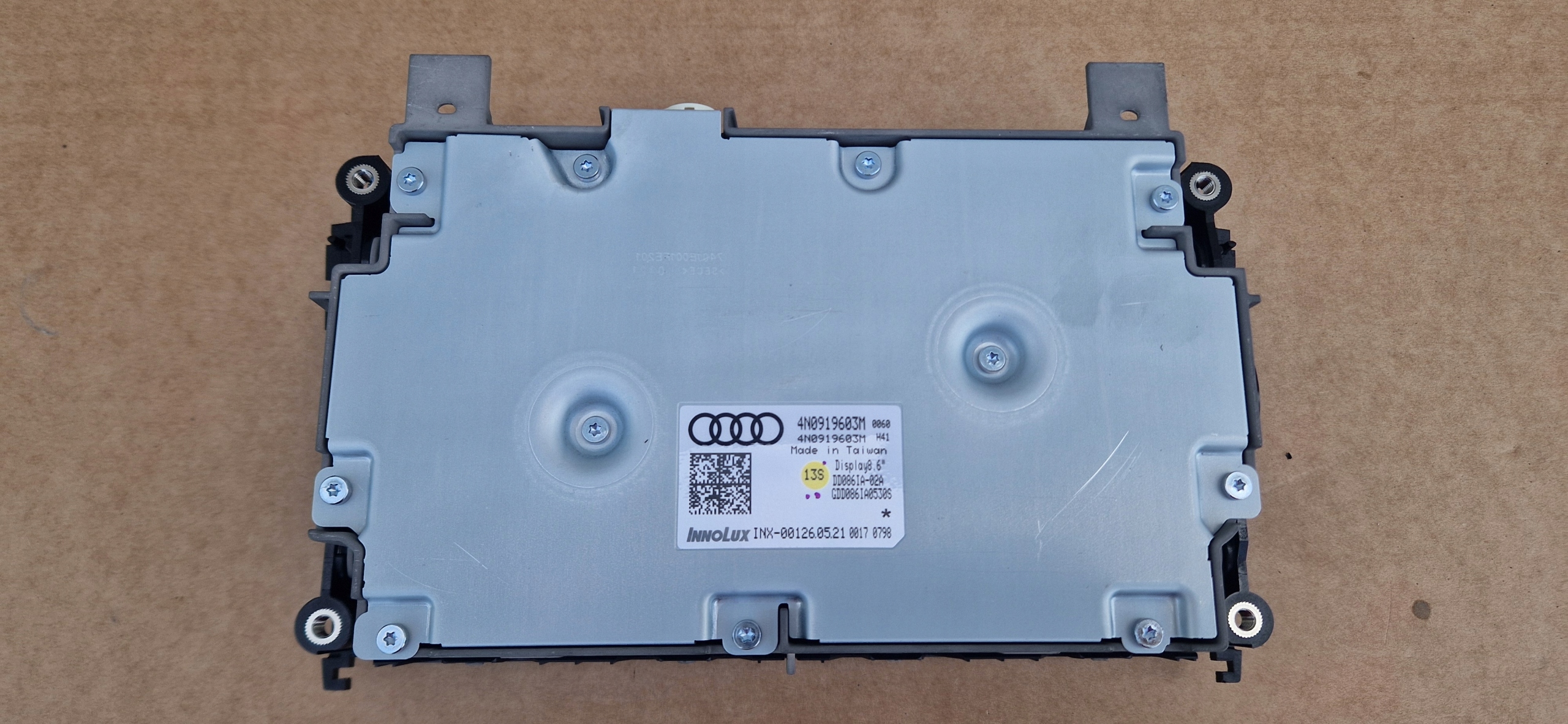 EKRAN display AUDI Q7 Q8 A8 4N0919603M as new original