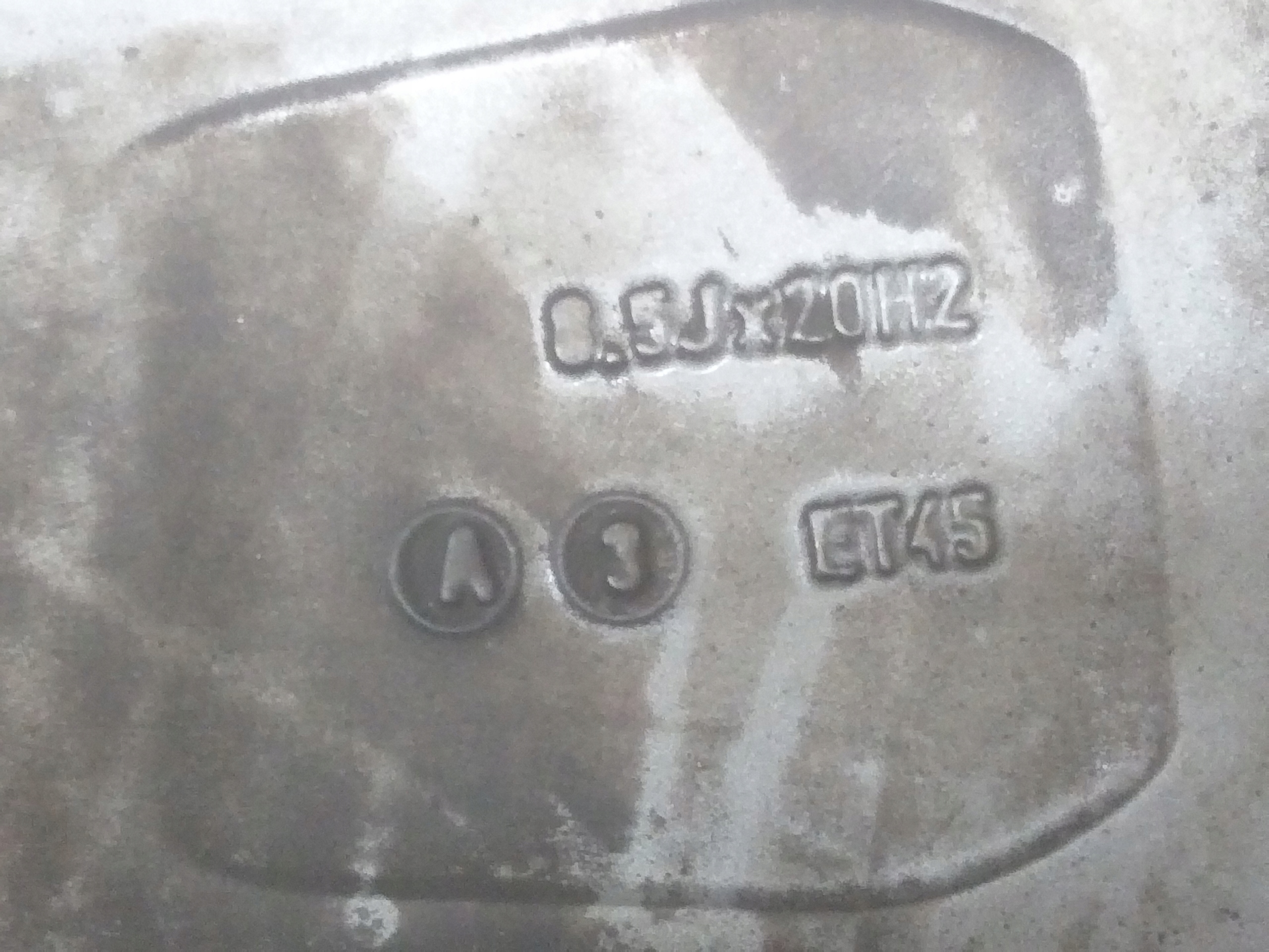 disk hliníkový AUDI A6 4G0 C8 8,5J 20" ET45 5X112 4G0601025BP