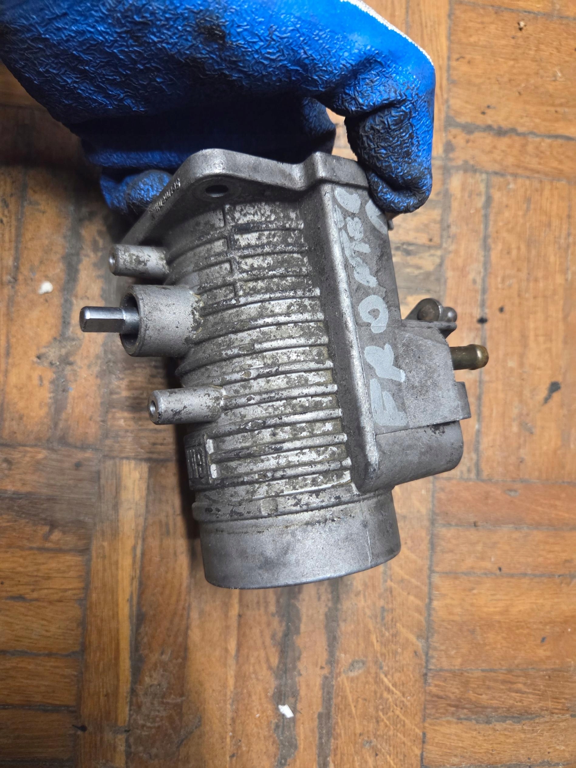 Valvola a farfalla OPEL FRONTERA OMEGA 2.0 8V 90448620