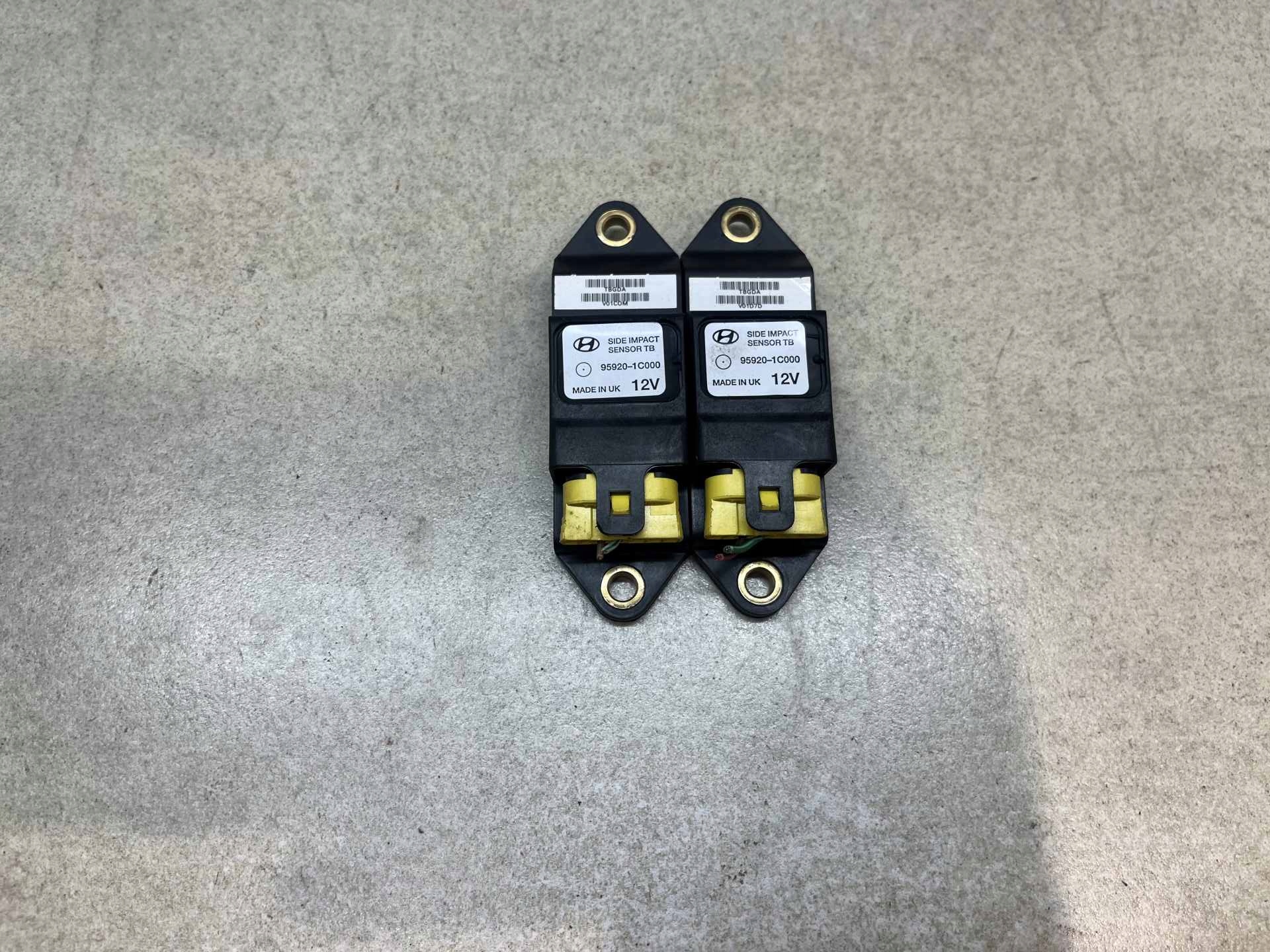 impact sensor HYUNDAI GETZ 1.3 959201C000