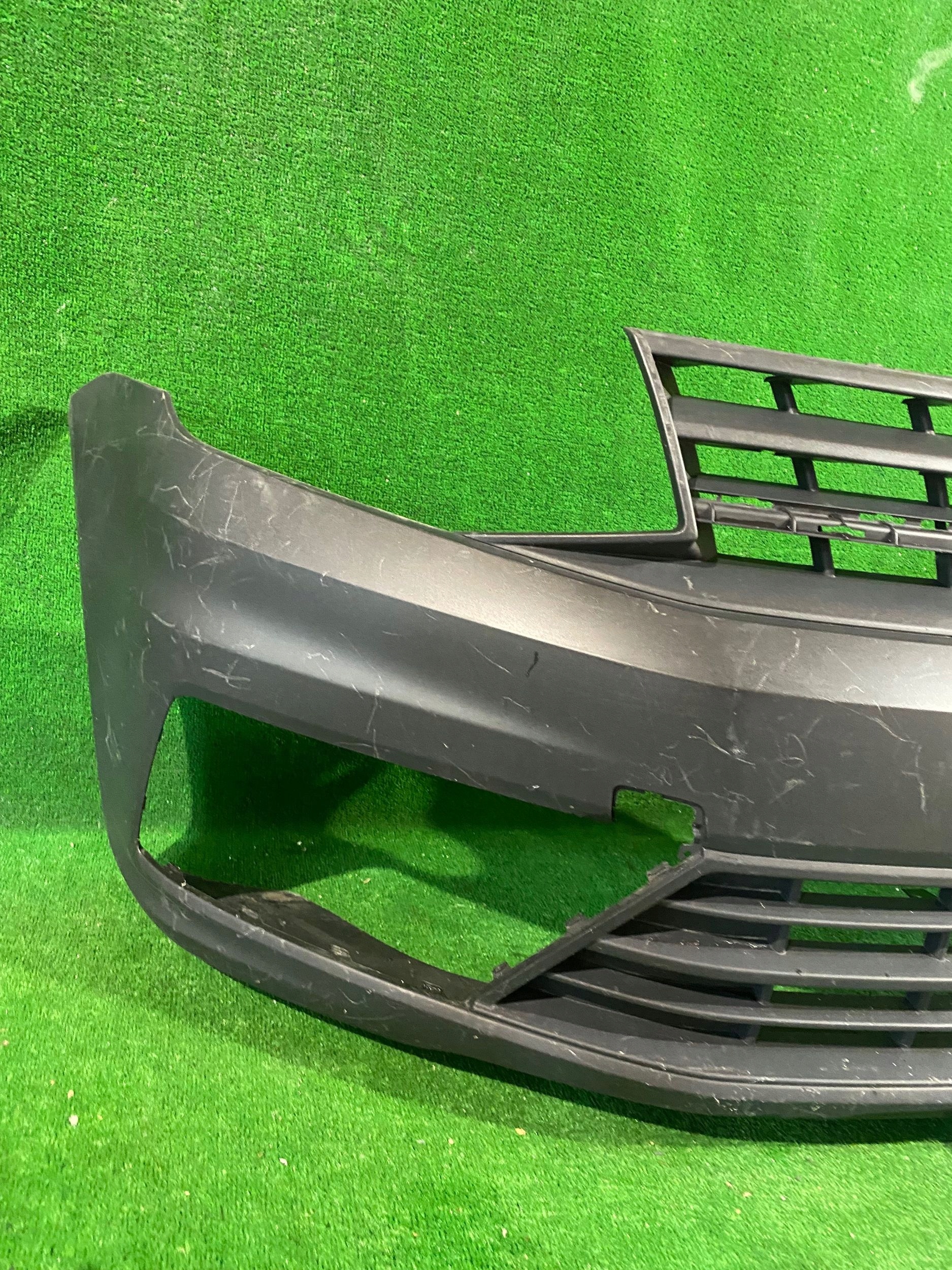 Paraurti anteriore VW CADDY 2K5 15