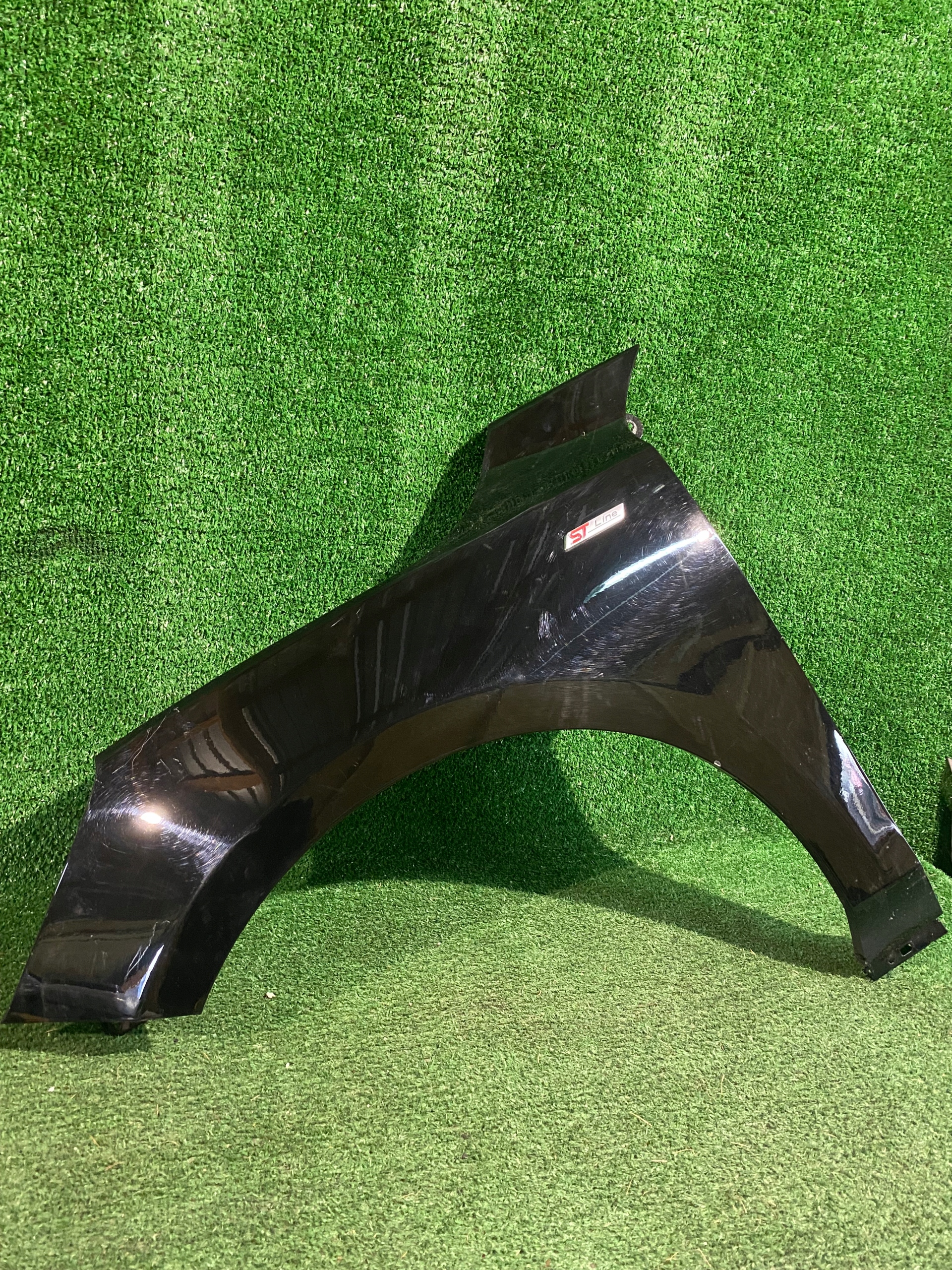 fender front left FORD FOCUS MK4 ST LINE