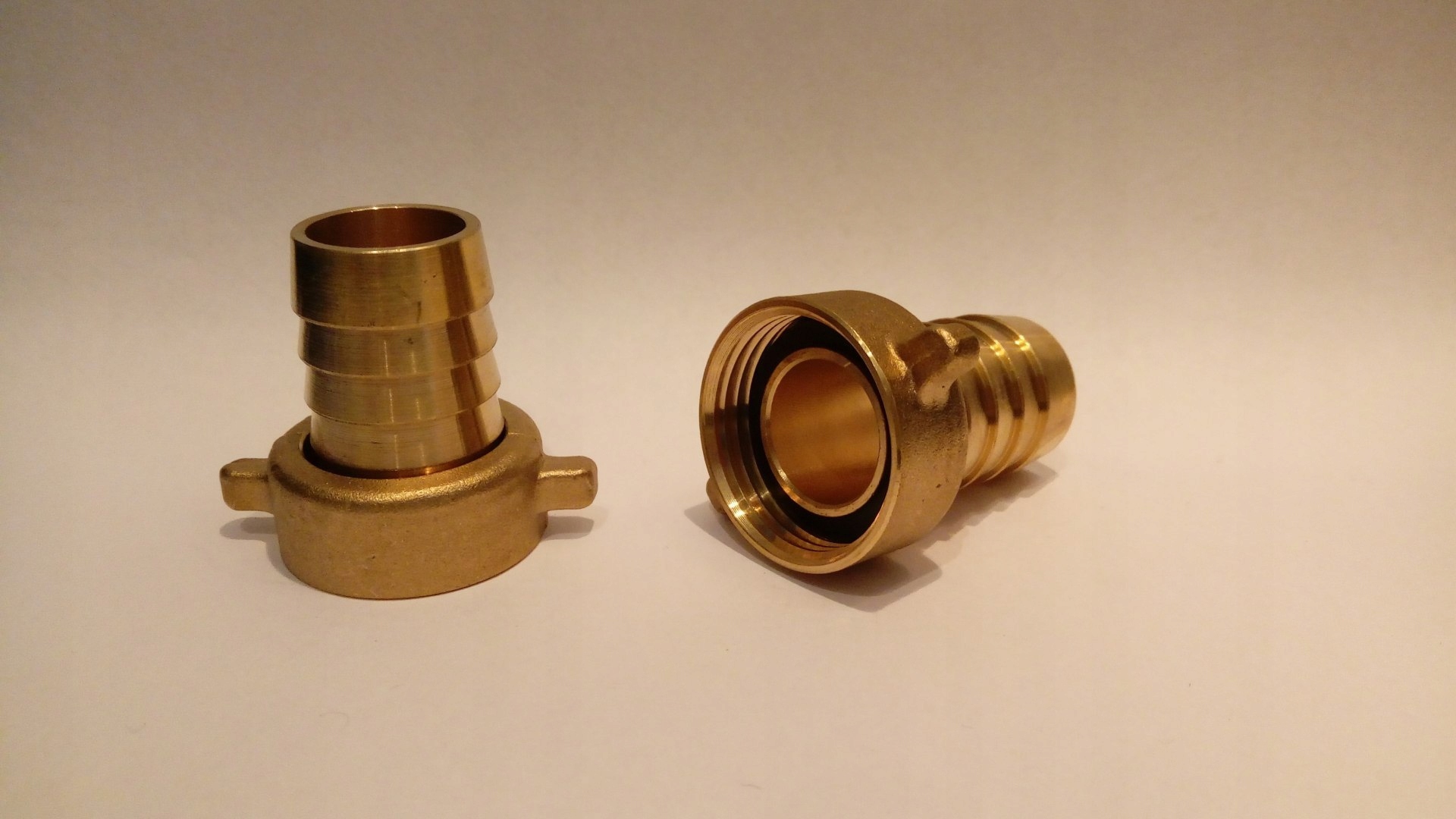 Końcówka na wąż z nakrętką 19mm x 3/4" GW Kod producenta GW19mm x 3/4