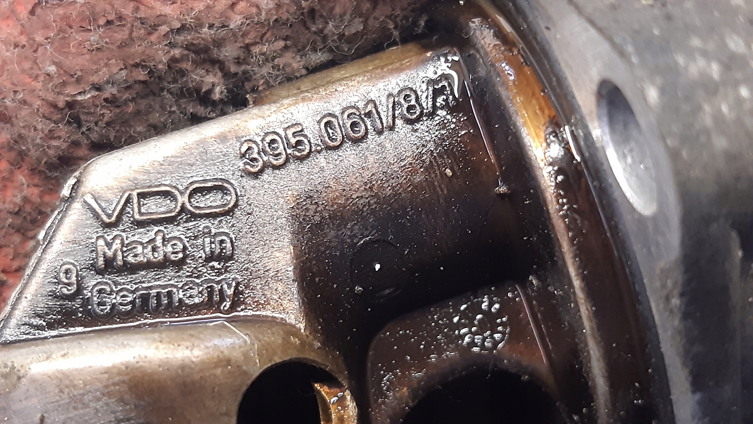 sensore Livello olio 39506181 Mercedes W124