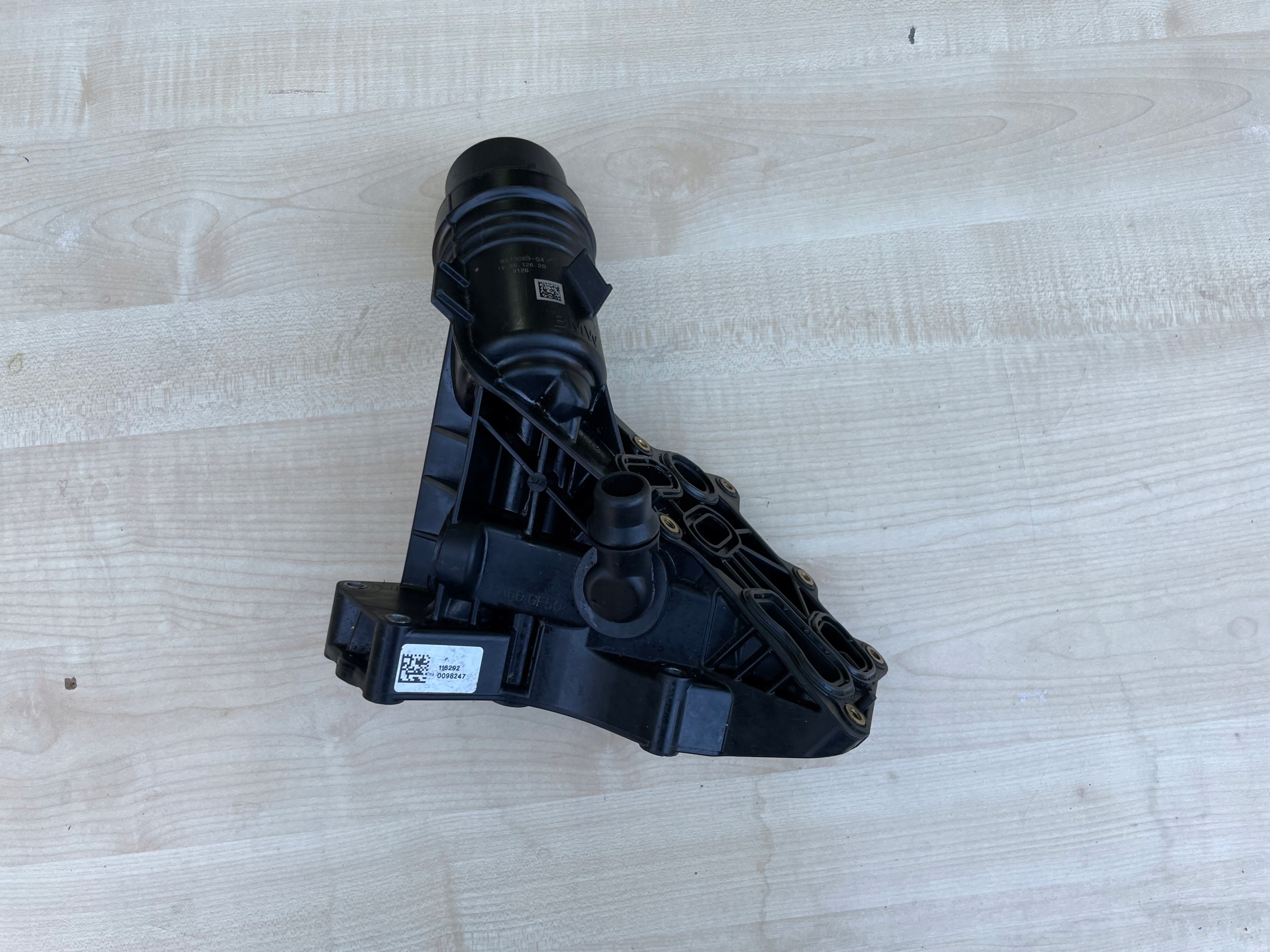 BMW obal filtru oleje 8570063