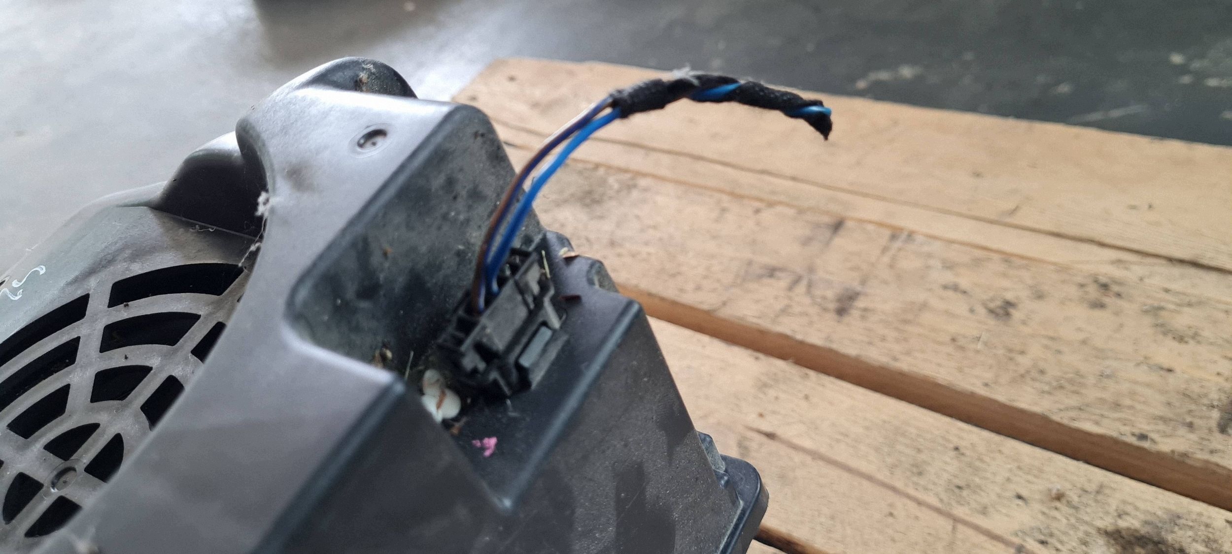 A7 4G speaker SUBWOOFER boot rear part 4G9035381A A6 C7 4G KOMBI