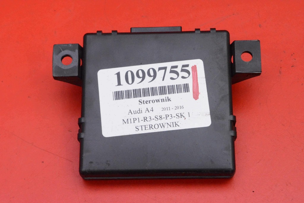 control unit module GATEWAY 8R0907468L AUDI A4 B8 2.0 TDI 190 KM LIFT 11-16