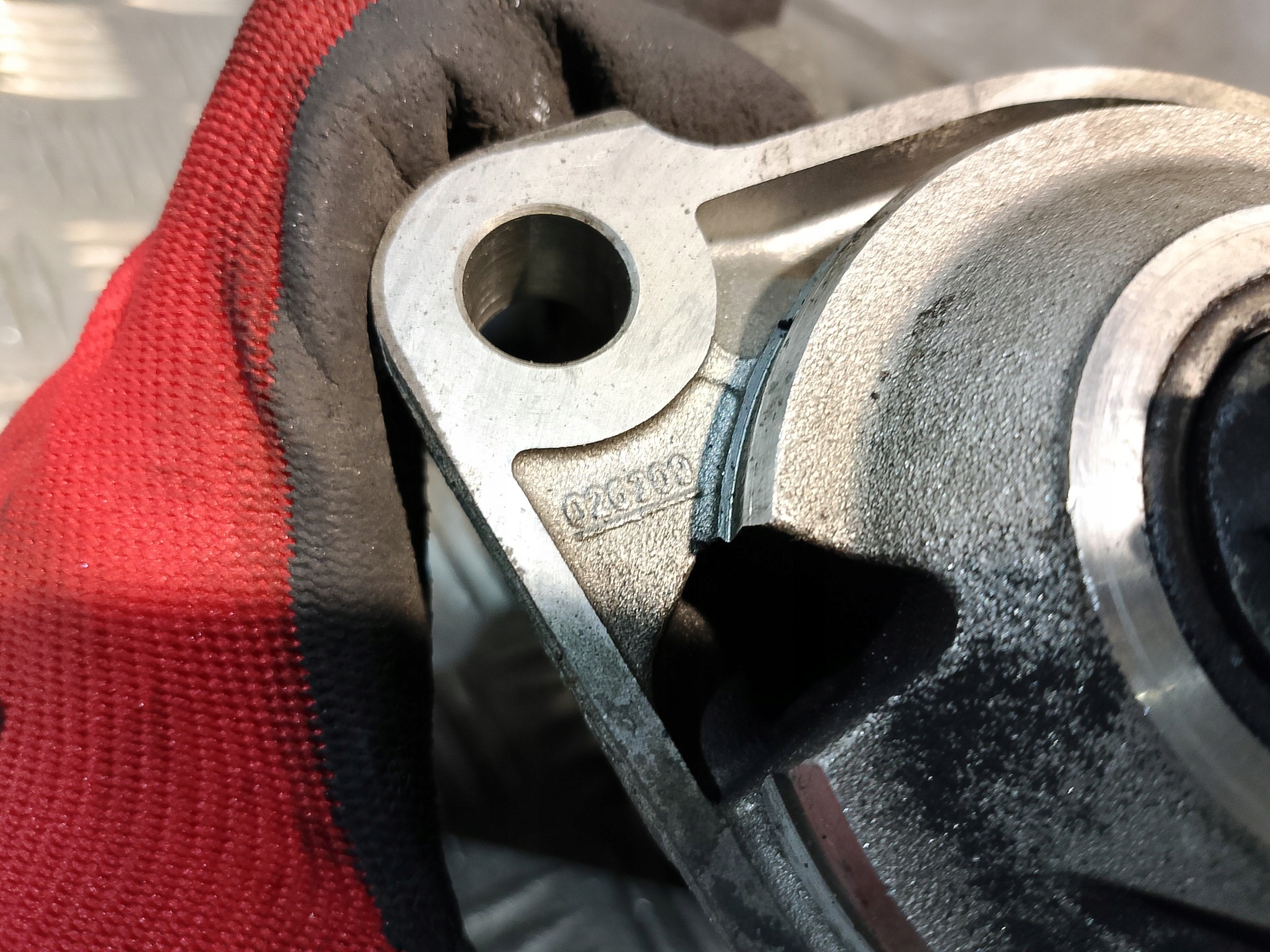 startér MOTORU AUDI A3 8L 1.6 B 1005831308