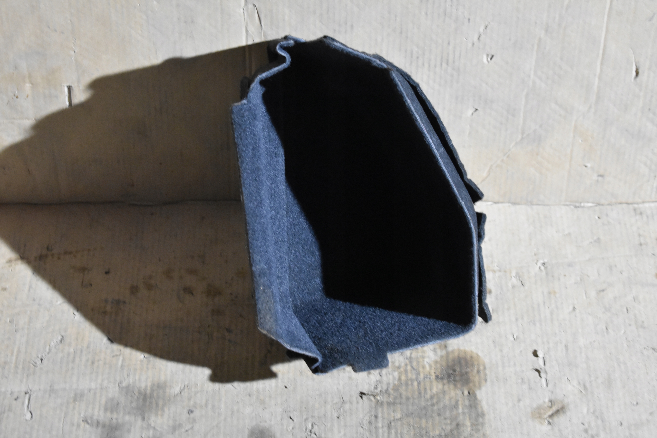 IDEALNY passenger compartment boot left PORSCHE TAYCAN 1