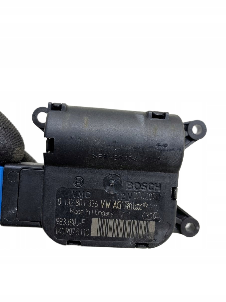 Micro moteur Bloc de chauffage complet VW GOLF V 1K0907511C 0132801336