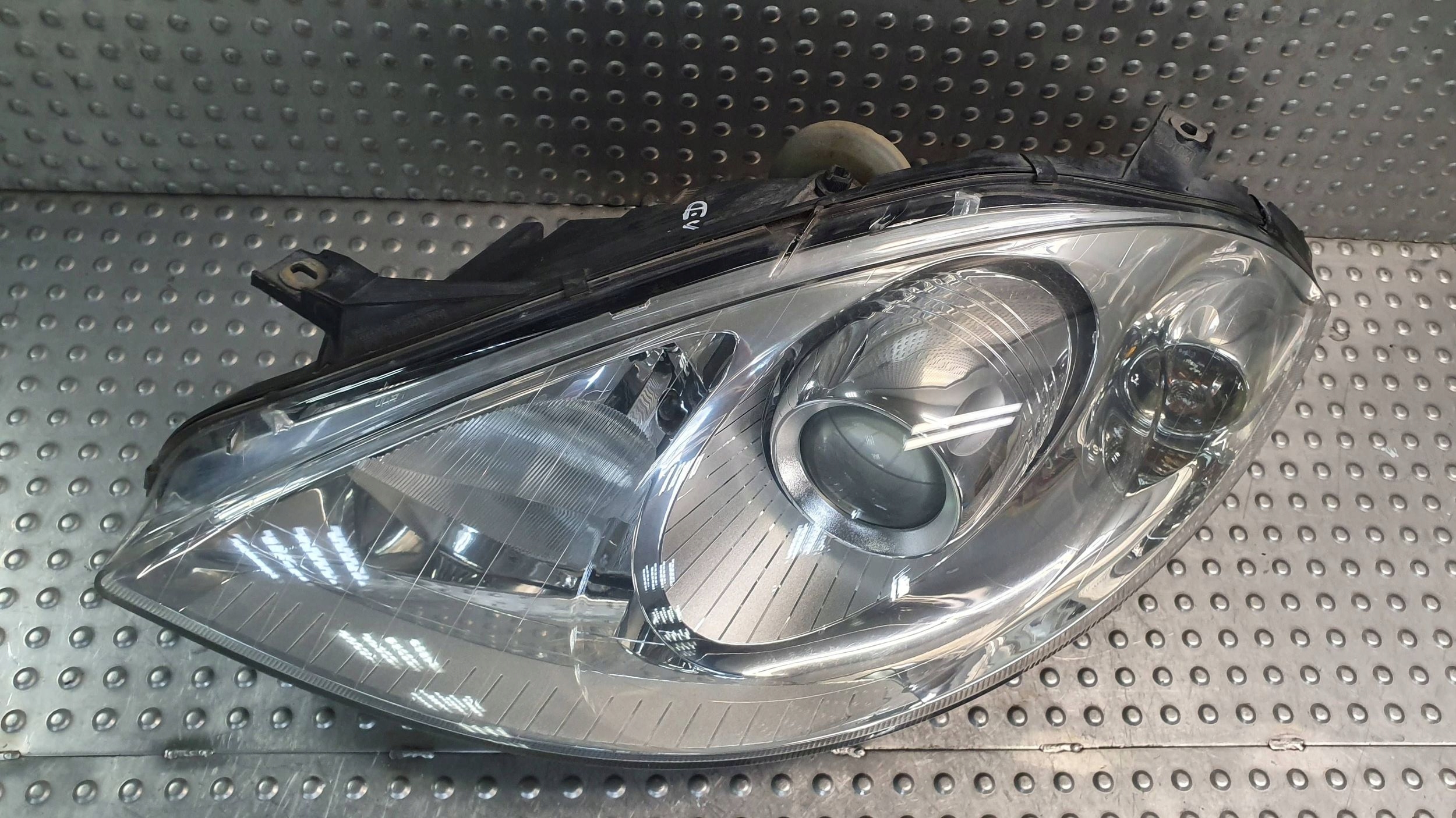 light front left MERCEDES A-KLASA W169 lens 04- A1698200561