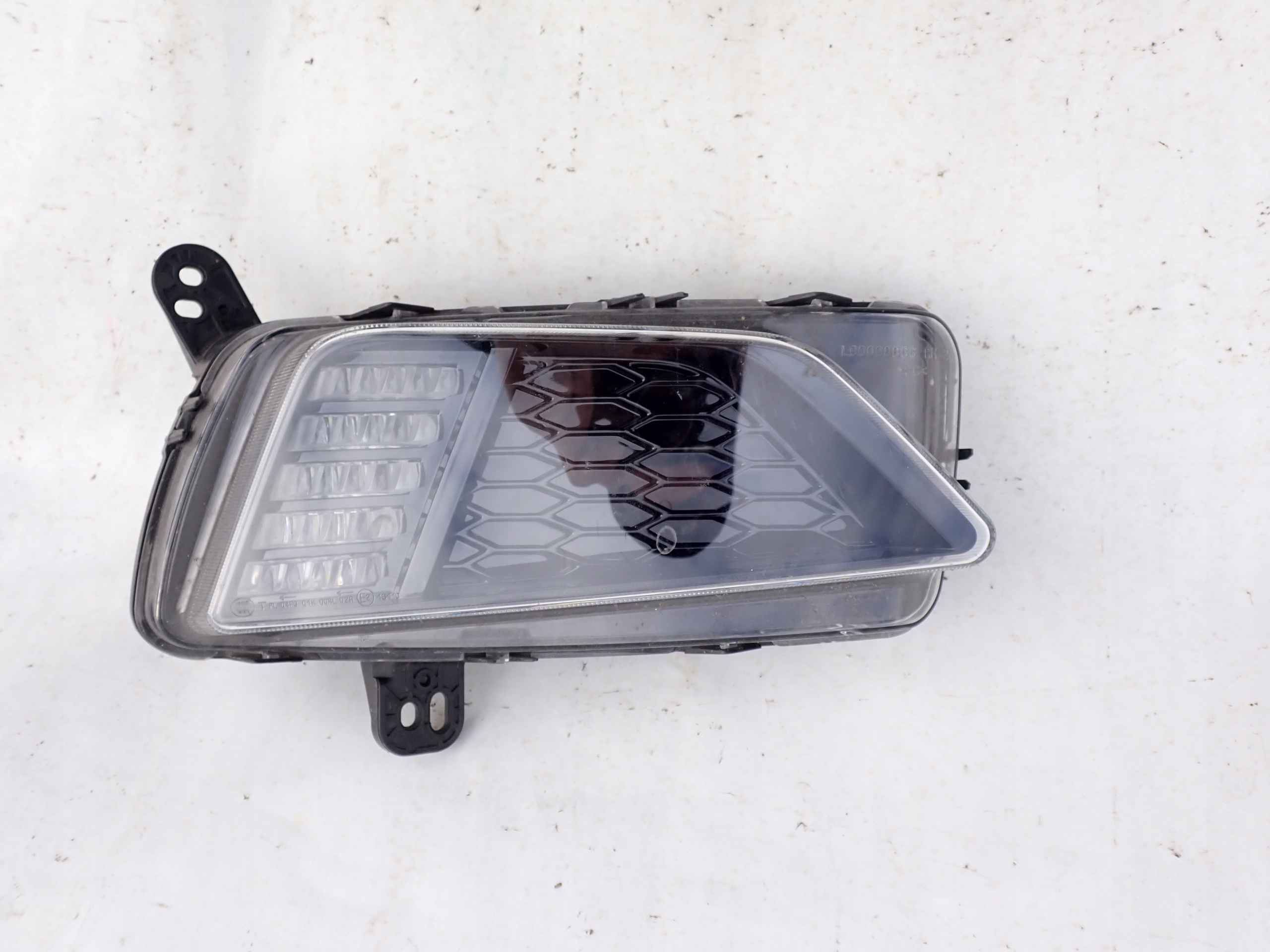 VW POLO 2G0 17- Nebelscheinwerfer LED DRL rechts