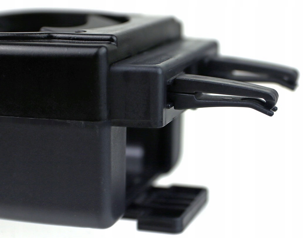 UCHWYT SAMOCHODOWY NA NAPOJE KUBEK DO SAMOCHODU Producent Amio