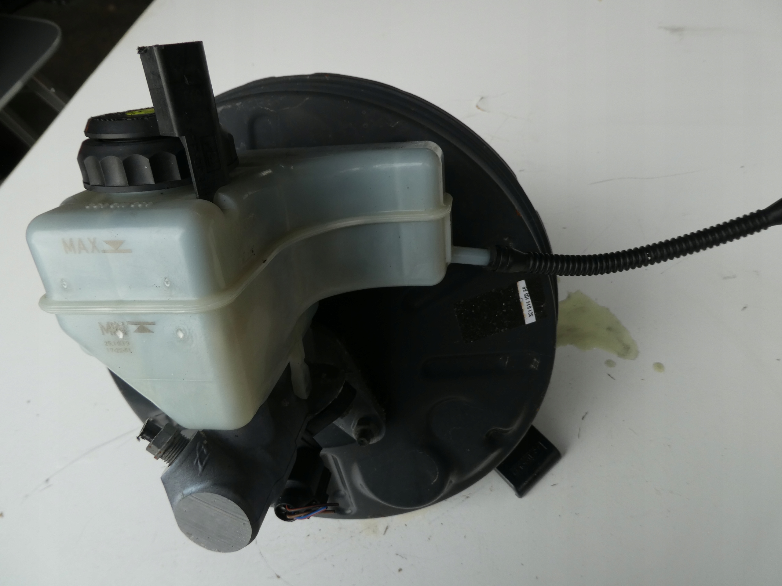 SERVOFRENO SERVO VW PASSAT B7 CC 3C1614105AP