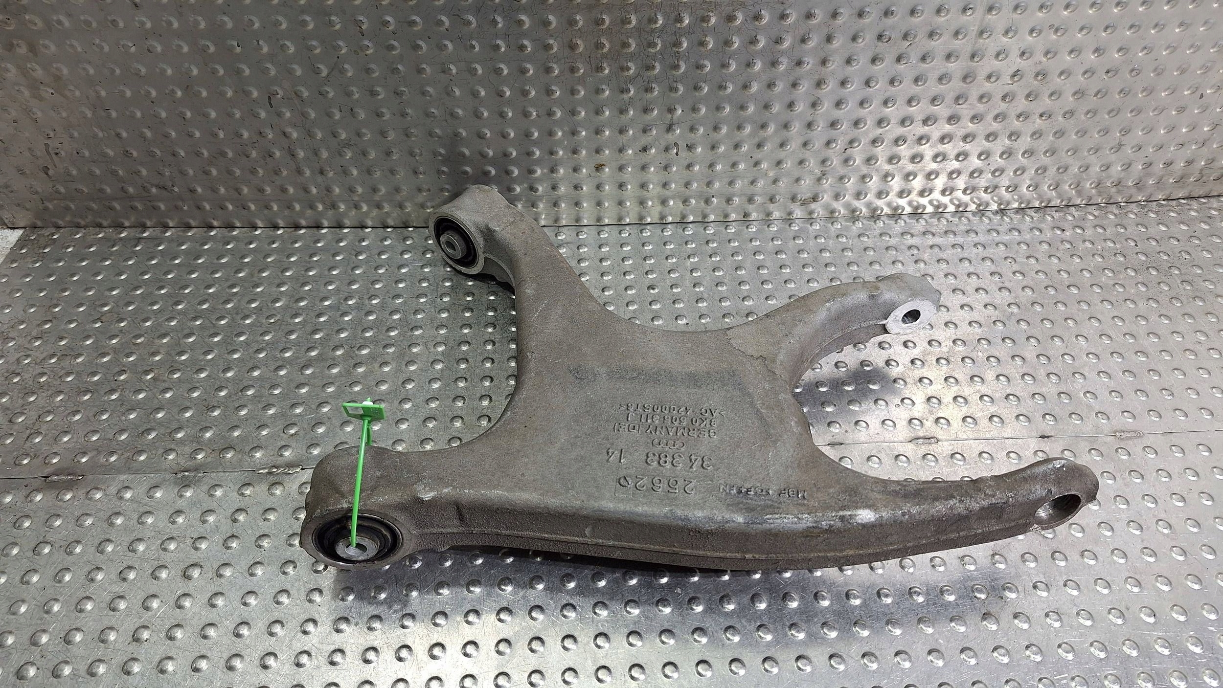 Querlenker Achsträgers links heck 8K0505311J AUDI A4 B8 A5 8T Original