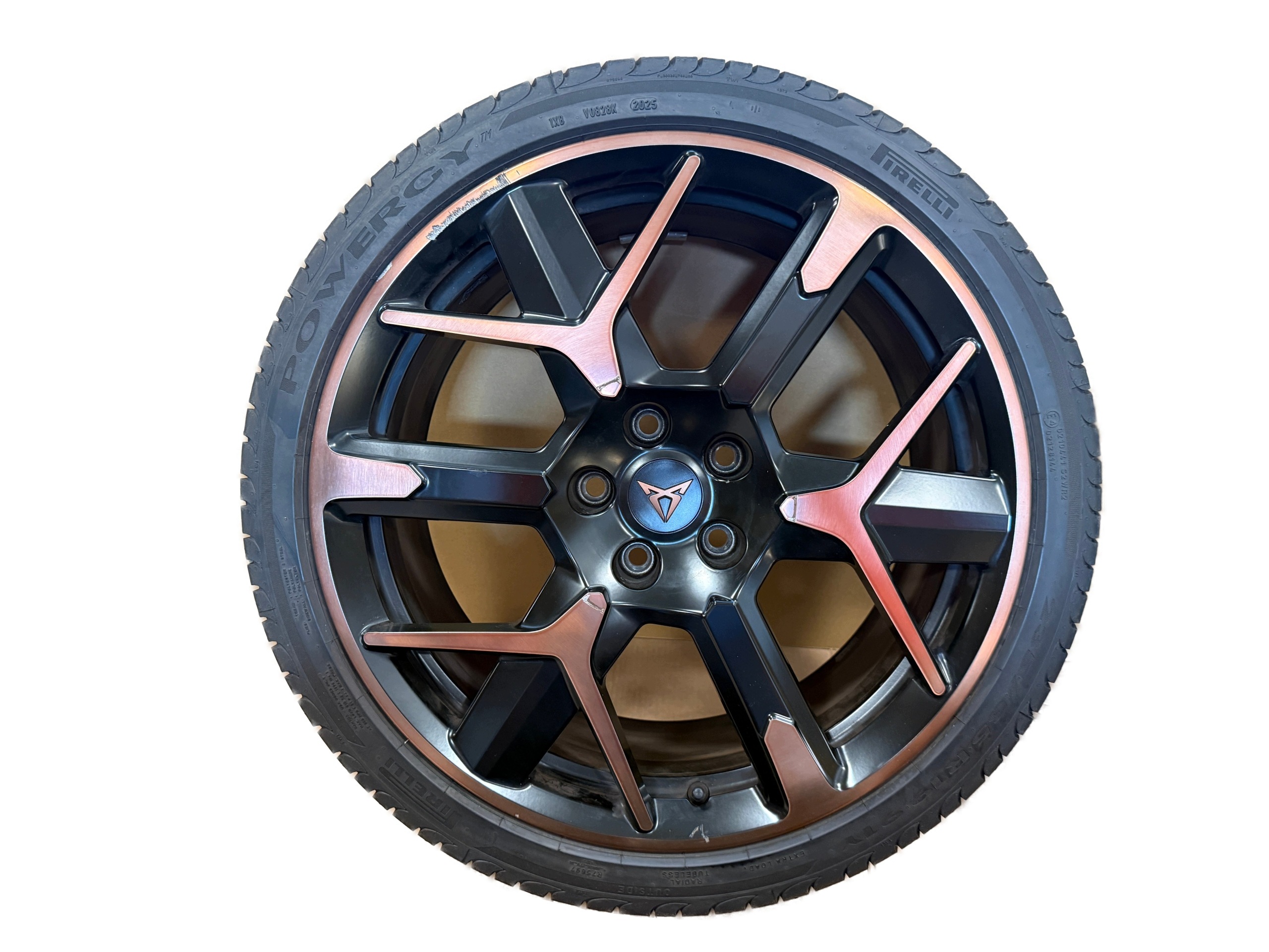 CUPRA LEON 5FA wheels discs 235/35R19 PIRELLI