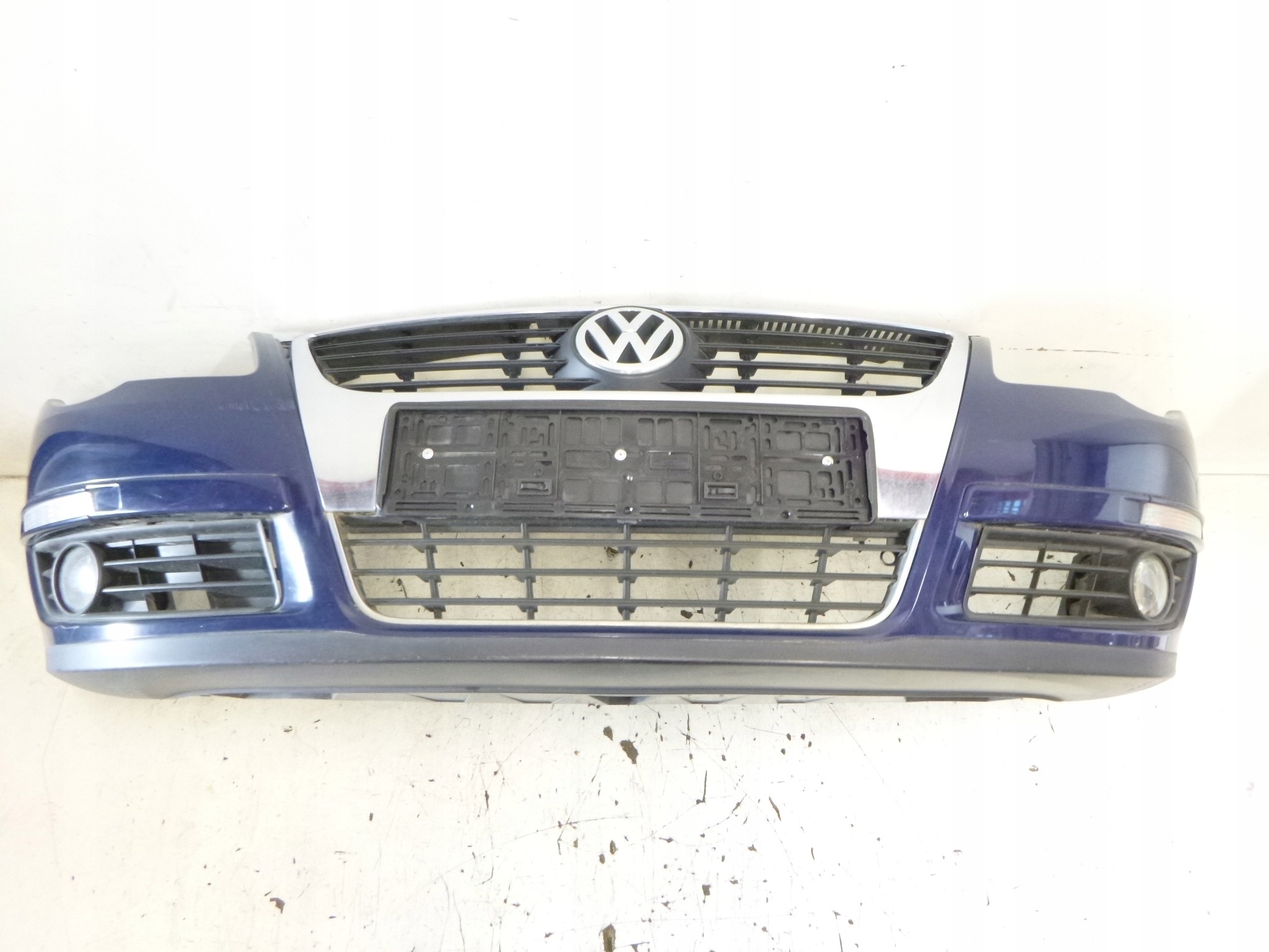 bumper front VW Passat B6 blue 2006r. 3C0807221A complete