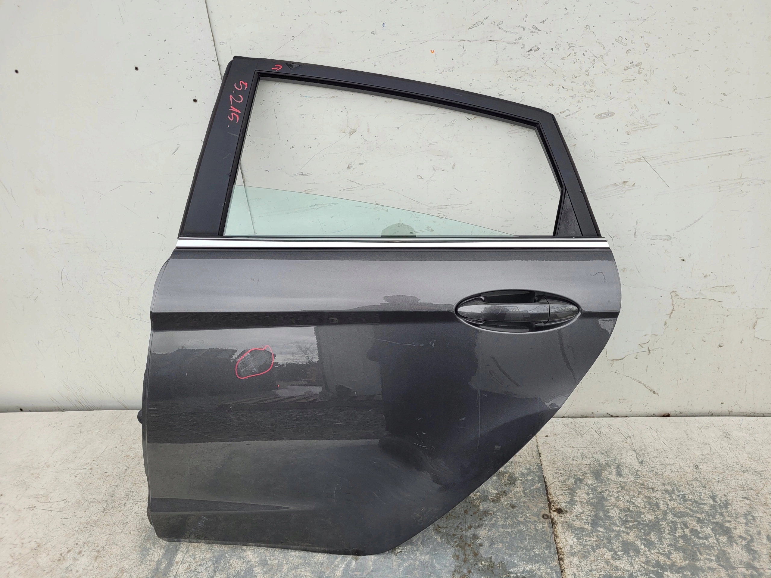 FORD FIESTA MK7 DRZWI LEWY TYŁ TYLNE