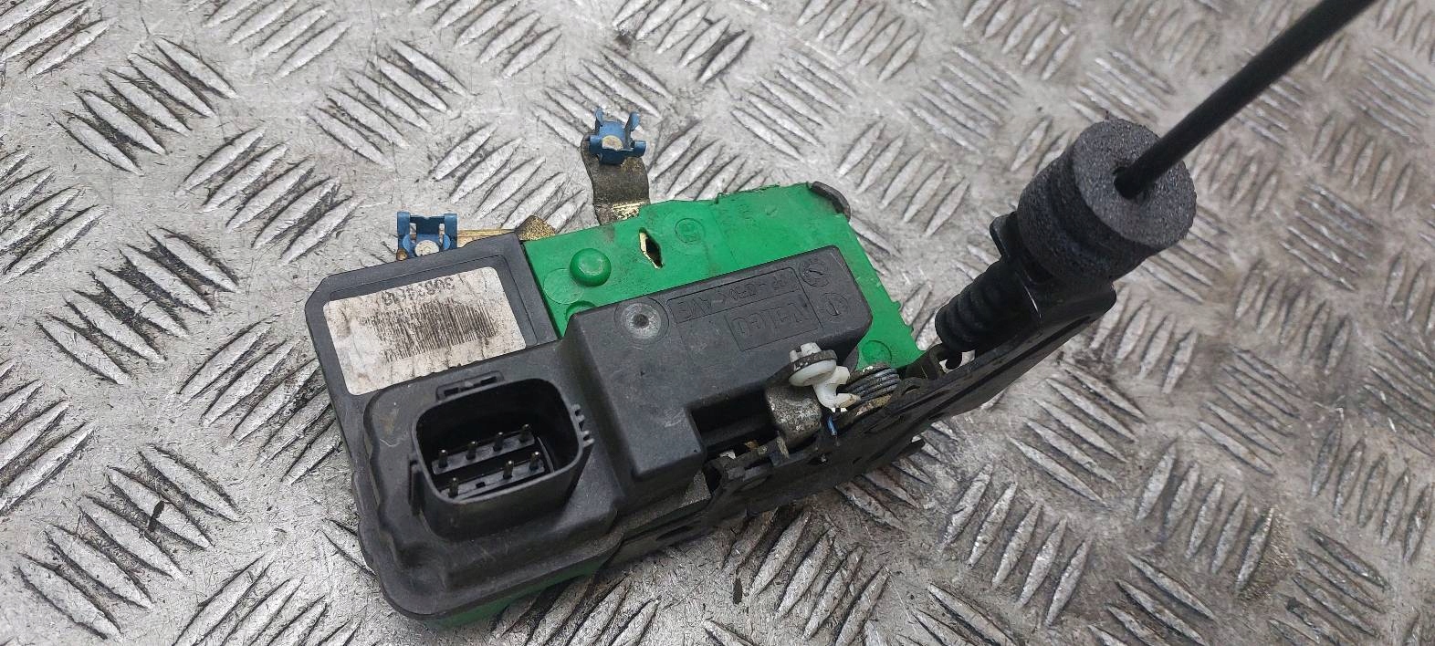 lock door left front VOLVO S60 and 7PIN EUROPA