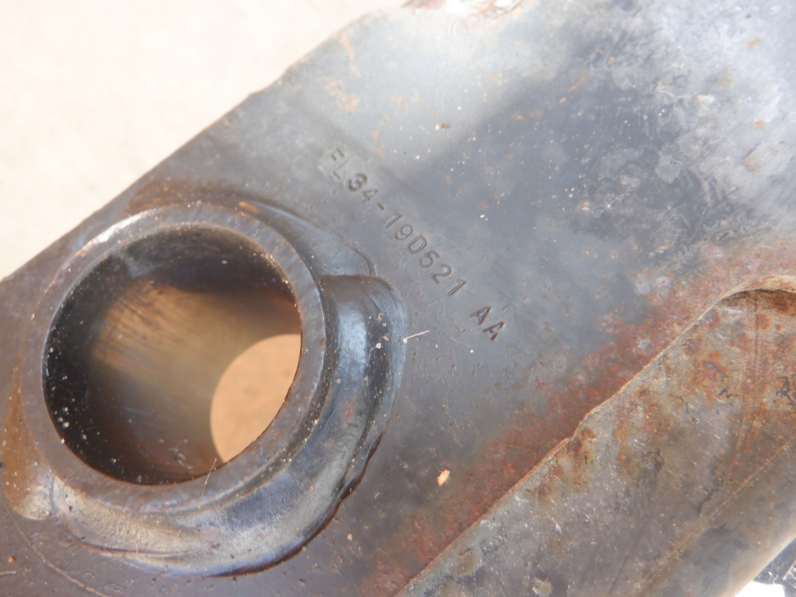 BELKA TYLNEGO ZDERZAKA FORD F150 XL 2015 2020 Version American