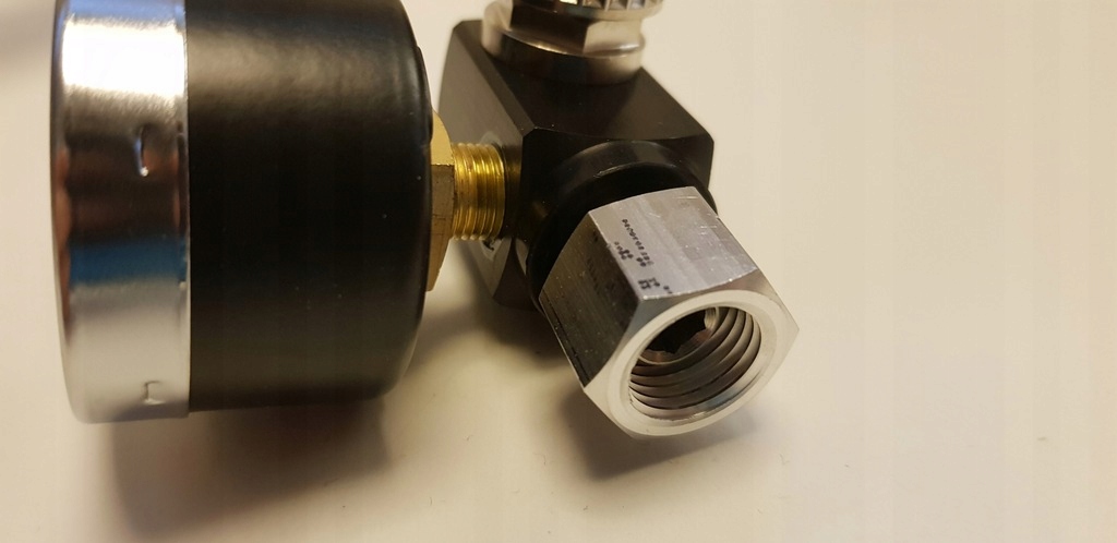 SATA 9860 Reduktor 1/4 do manometru 27771