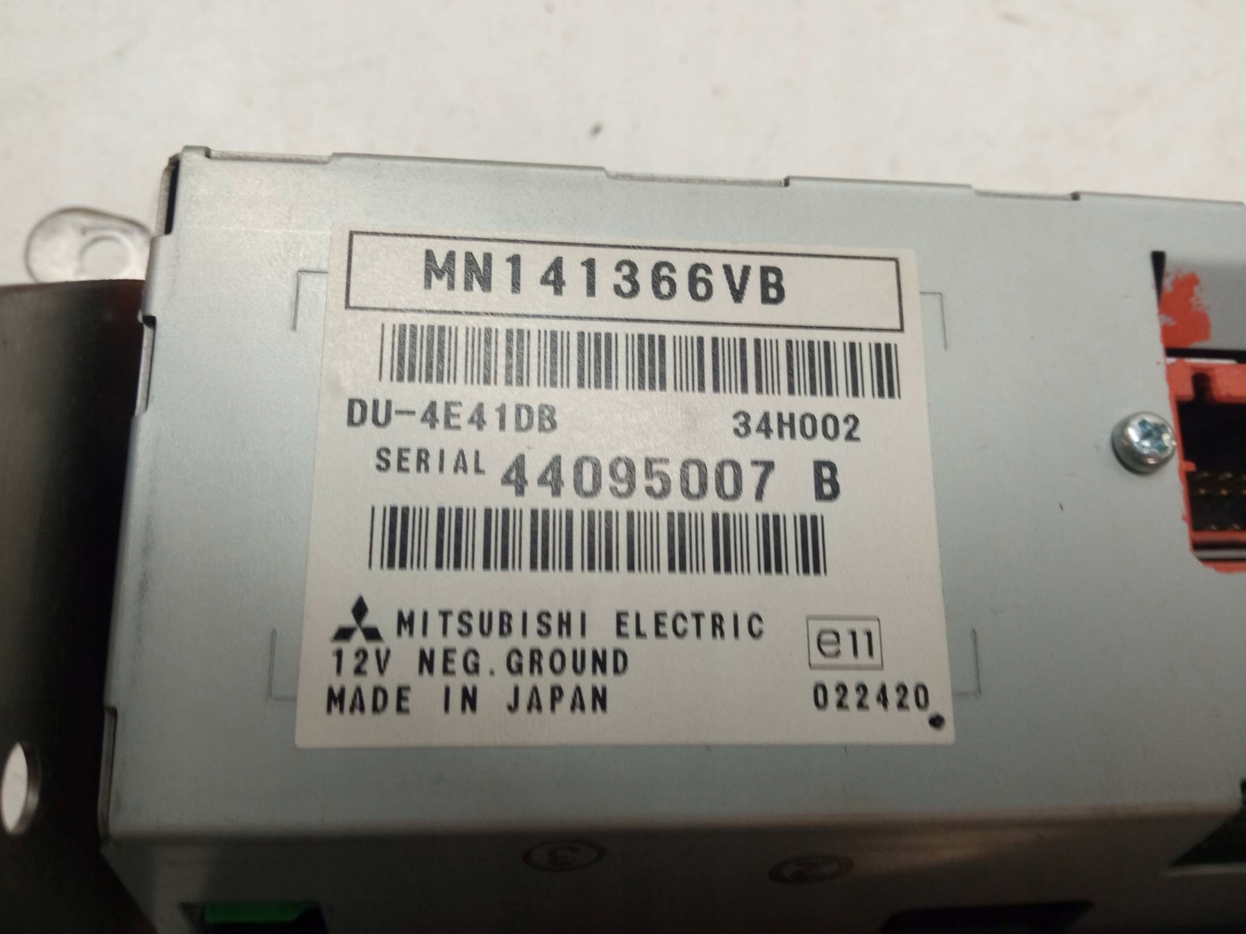 Schermo cappelliera MN141366VB Mitsubishi Grandis e (2003-2011)