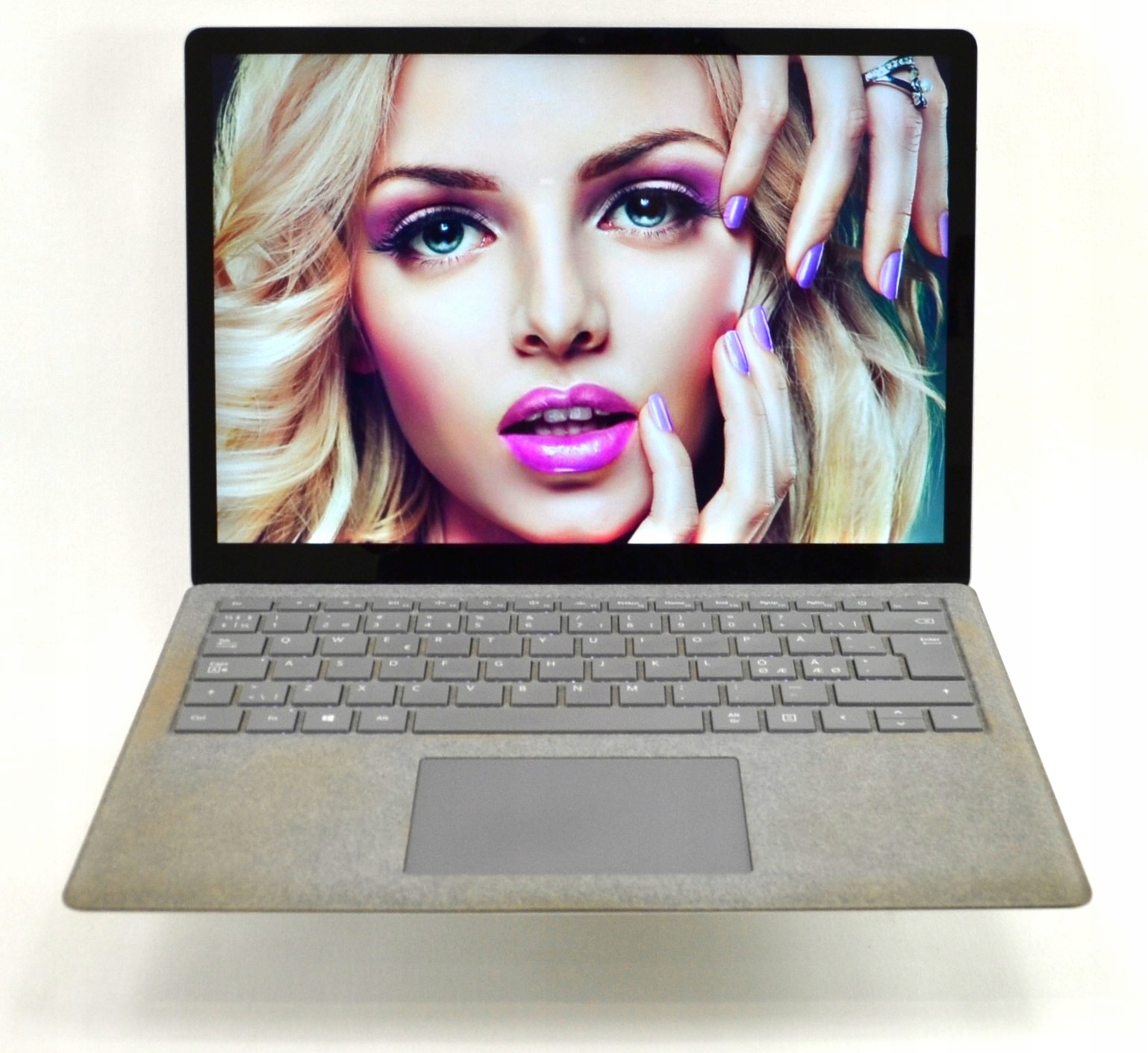 【Microsoft】 SurfaceLaptop Model1769 Microsoft Surface Laptop 1769 -i5*8Gen -FullHD-8GB-256SSD