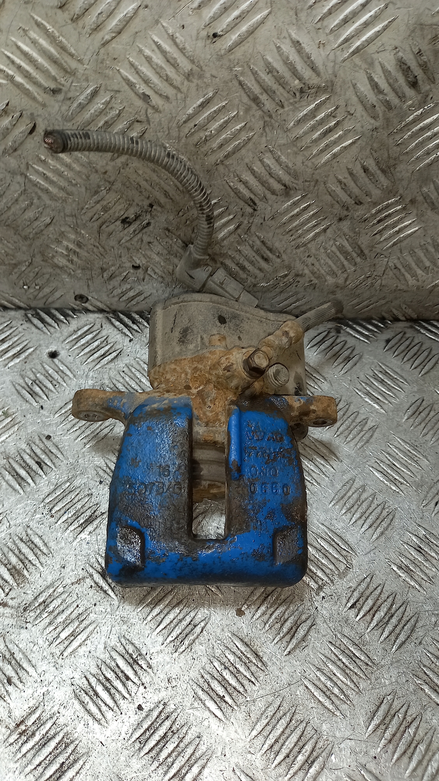 caliper brake left rear part rear VOLKSWAGEN PASSAT B6