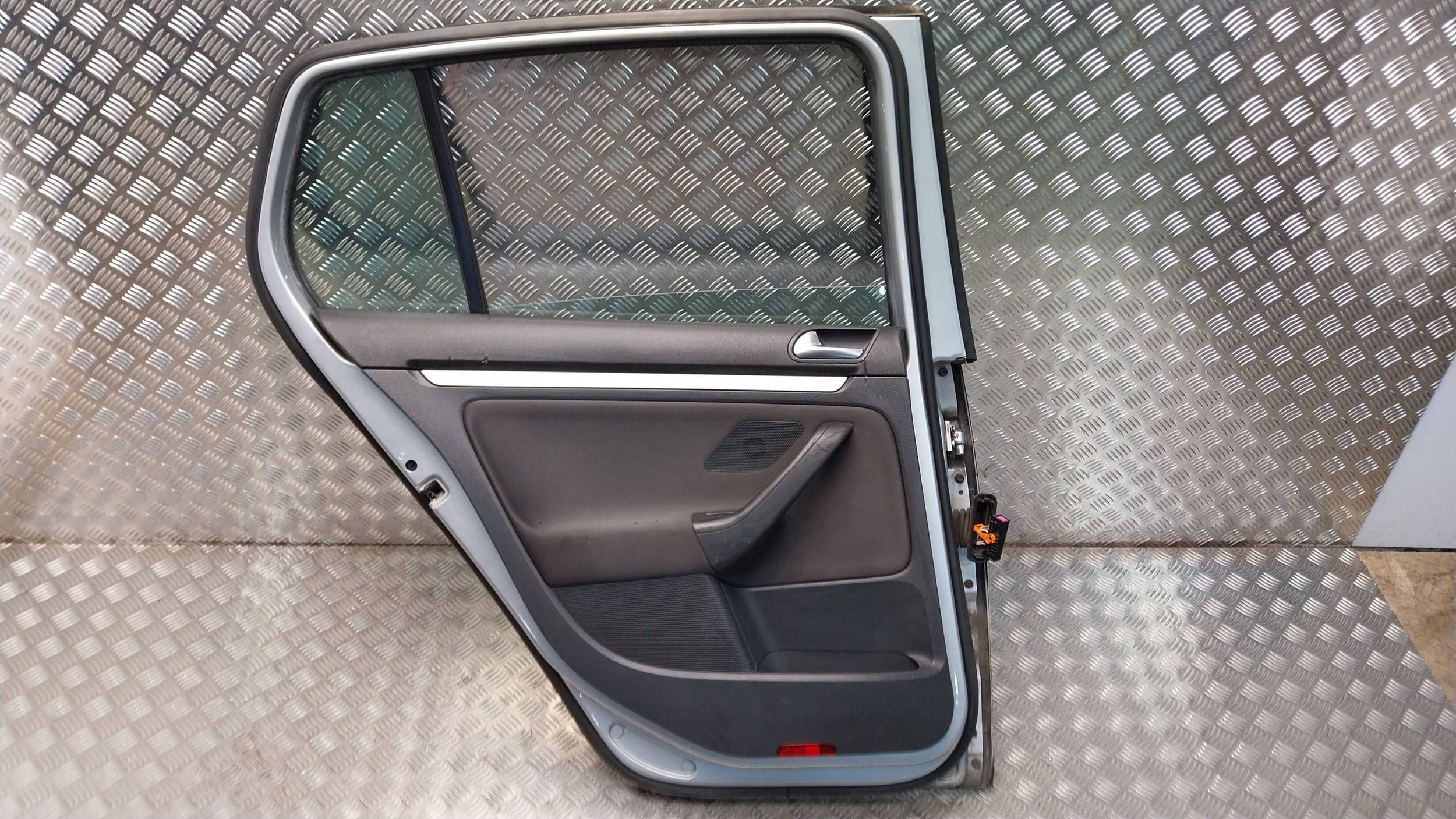 Tür heck links VW GOLF V HATCHBACK 03