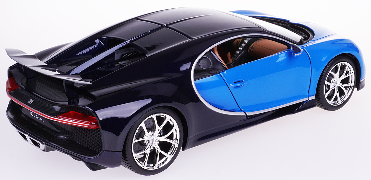 BUGATTI CHIRON MODEL METALOWY BBURAGO 1:18 NIEBIESKI Materiał metal plastik