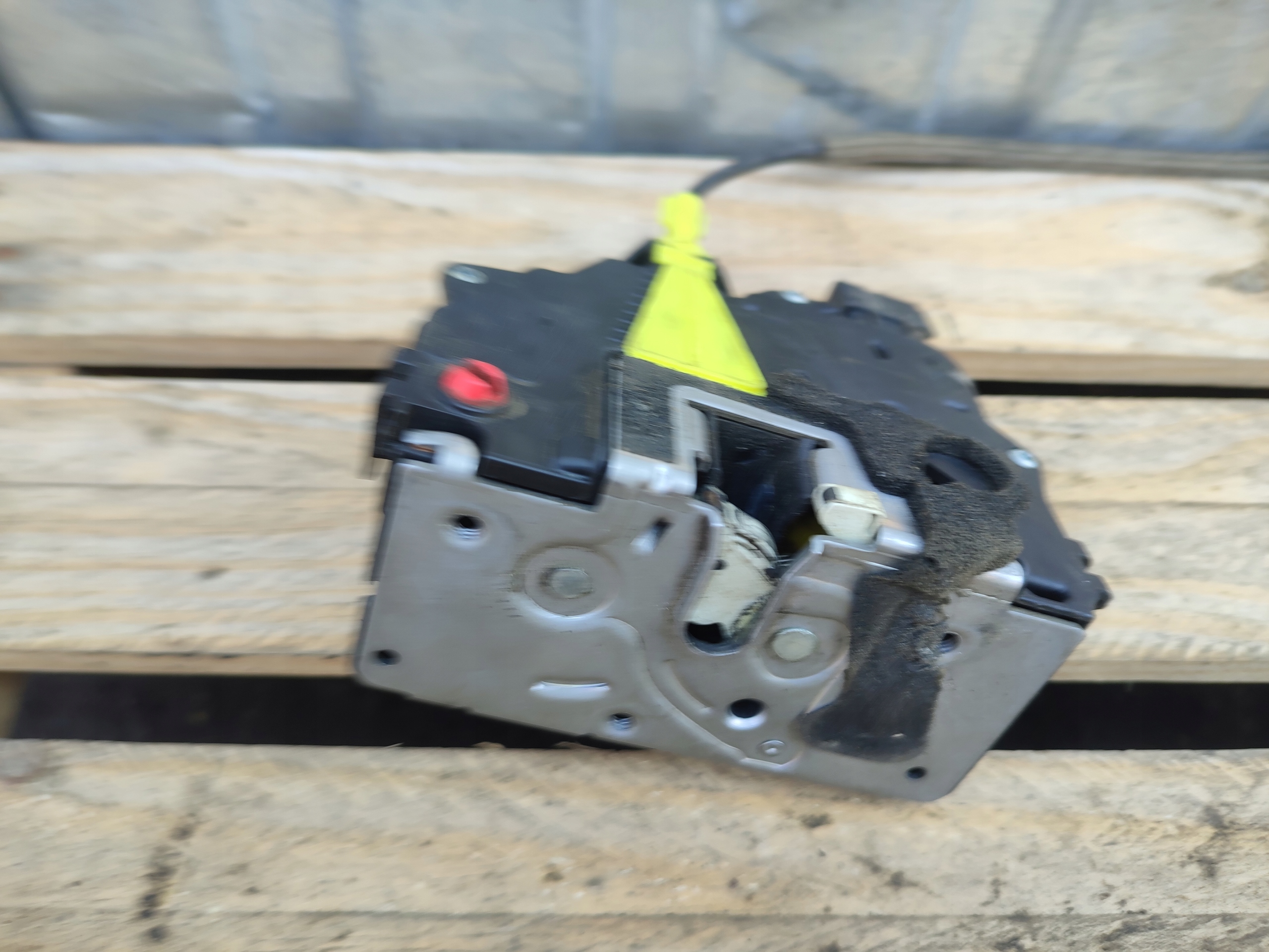 lock door opel meriva b left rear part left tylnyQD