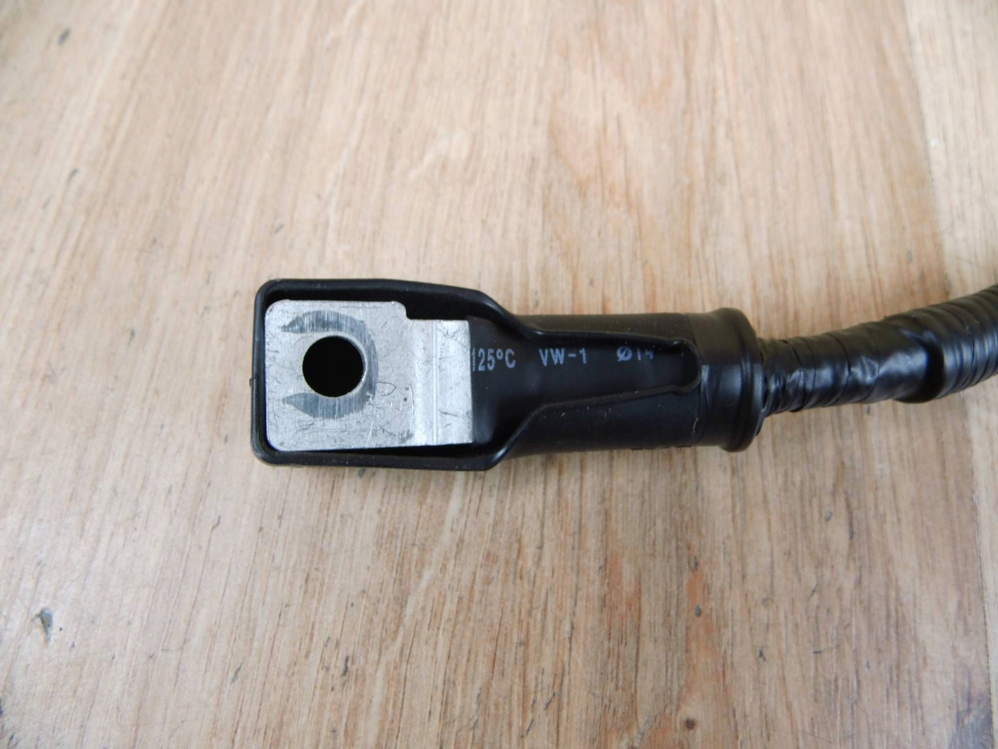 KIA Niro kabel bundle wiring minus clamp 37539-G5100