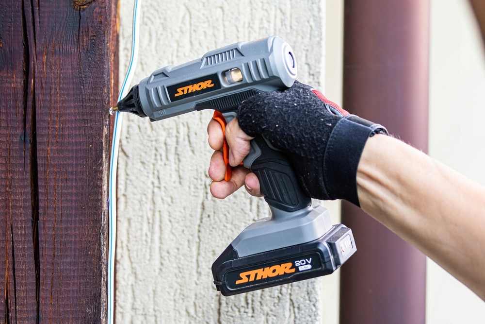 PISTOLET DO KLEJU 11MM AKUMULAT. 20V STHOR +2Ah Marka Sthor