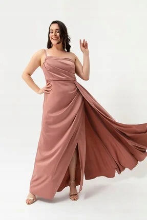 Dlouhé Večerní Šaty S Rozparkem Na Ramínkách Plus Size 50 5HA