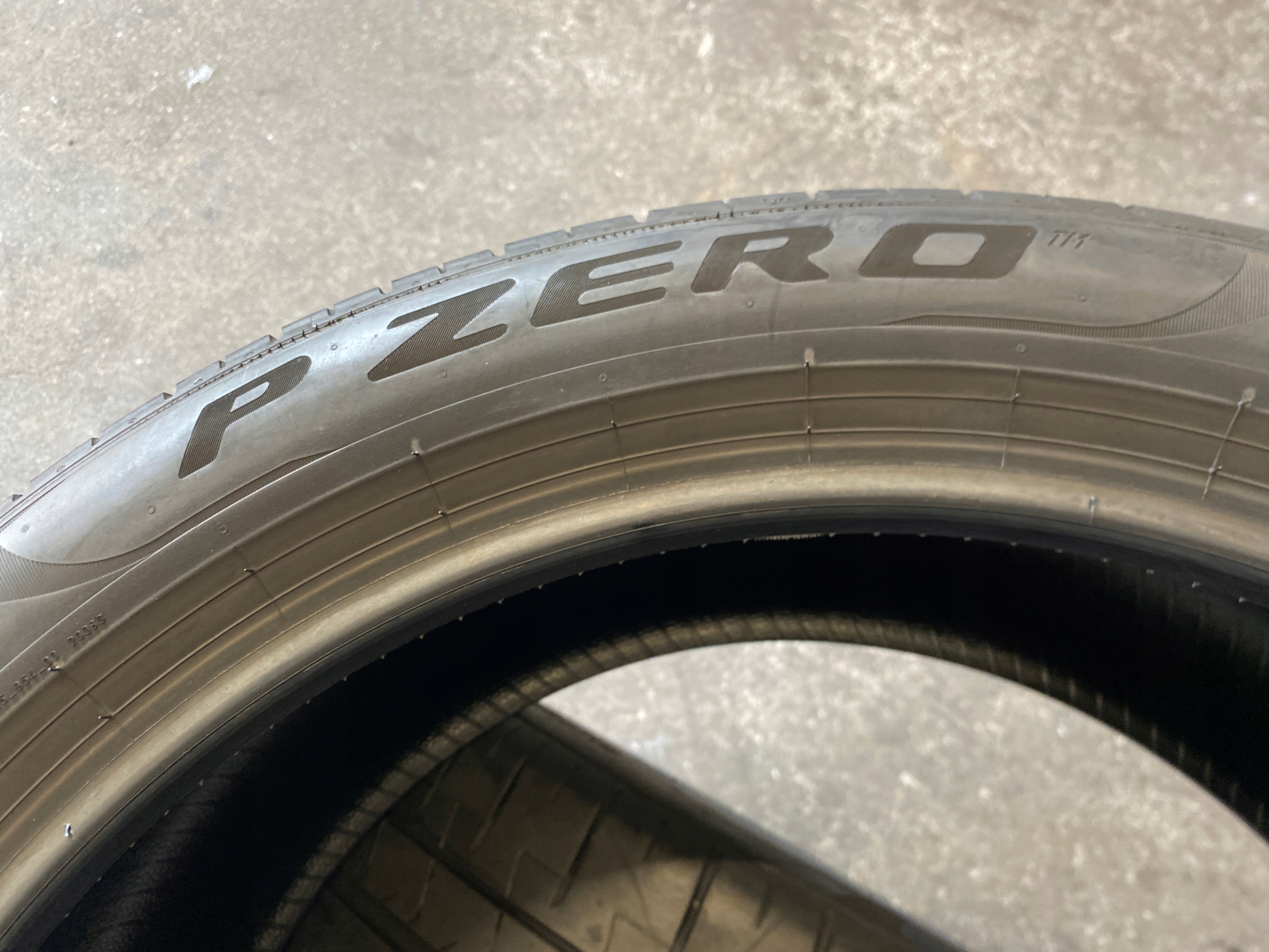 2 tyres summer 255/45R21 Pirelli P ZERO PZ4 6,5mm 2025r