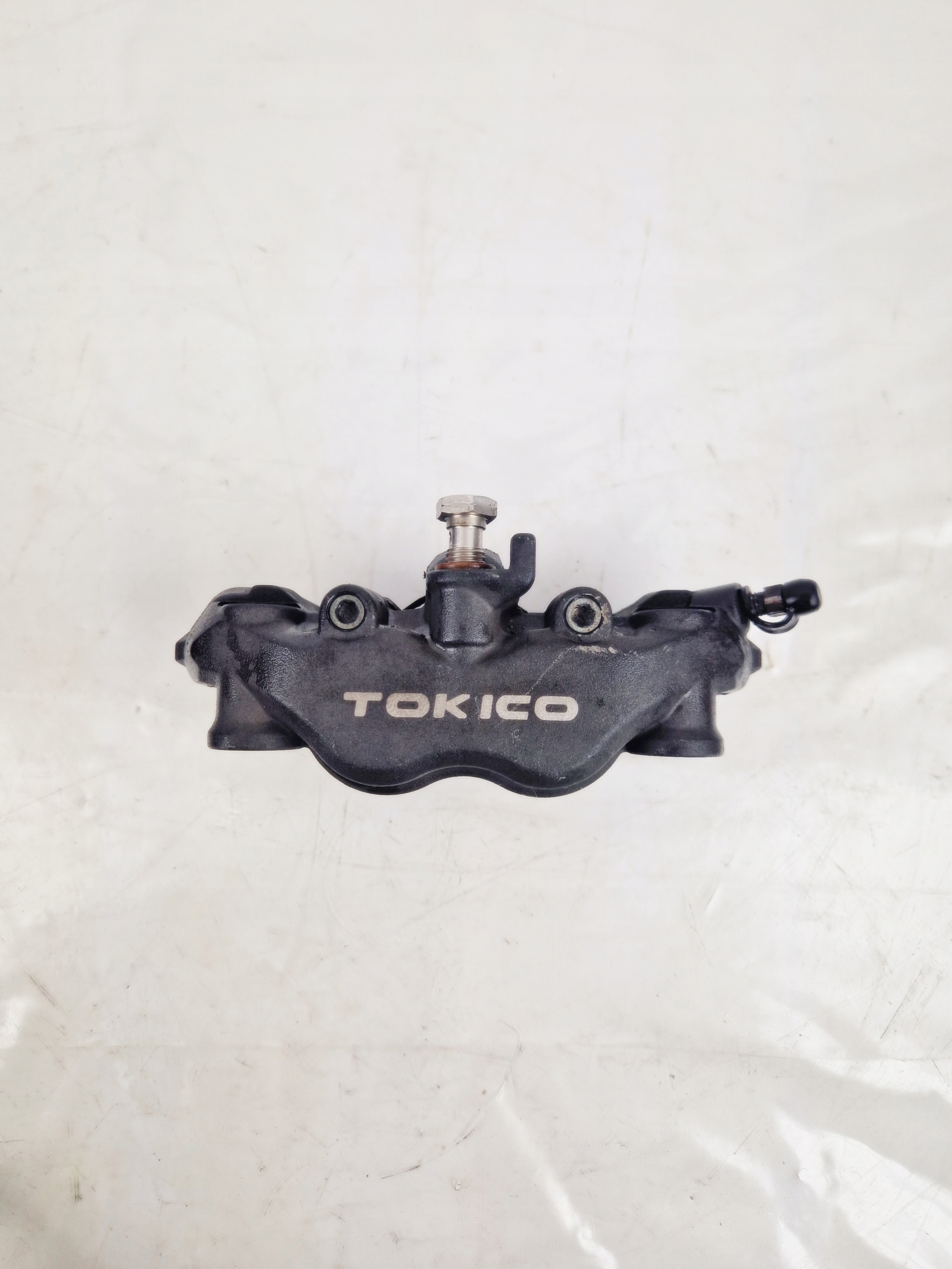 Honda CBR 1000RR SC57 04-07 тормозной суппорт правый