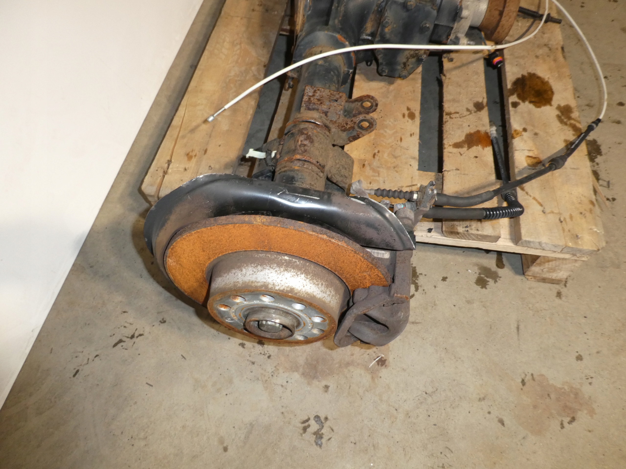VW CADDY differential diff rear part axis 0CQ525554G