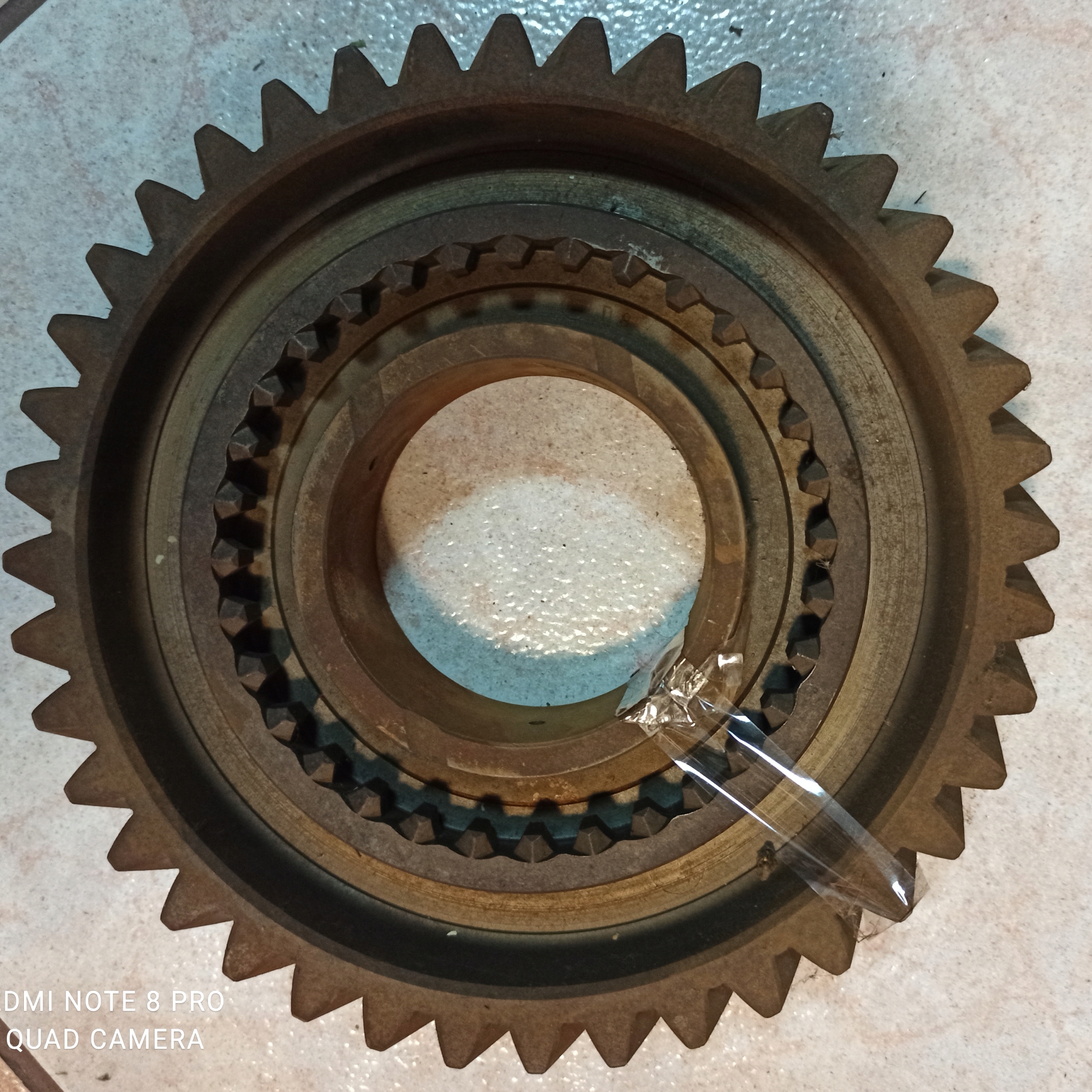 203 - ШЕСТЕРНЯ 2 ШЕСТЕРНИ JELCZ