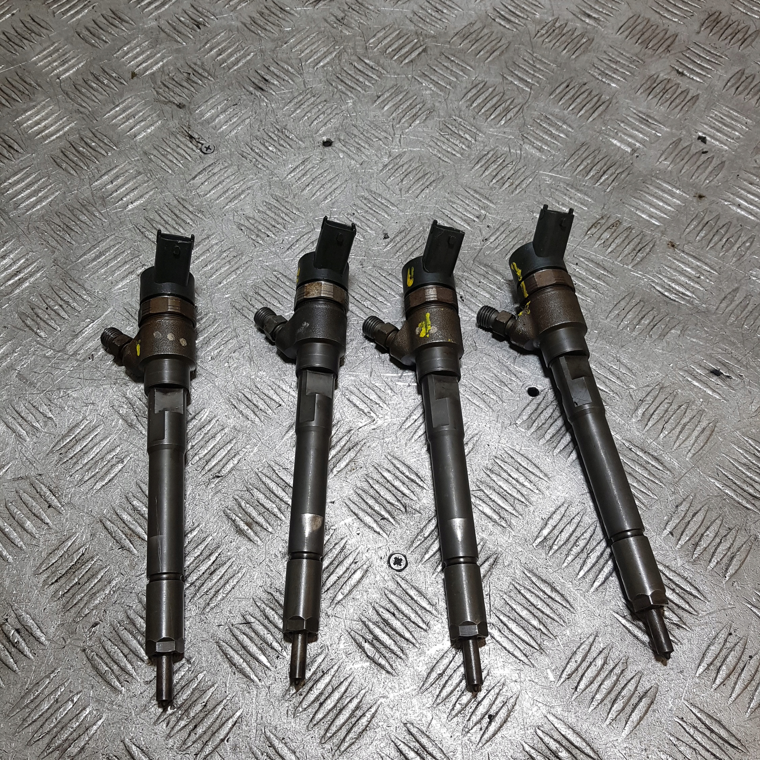 Einspritzdüse Einspritzdüse KOMPLET KIA CEED 0445110258