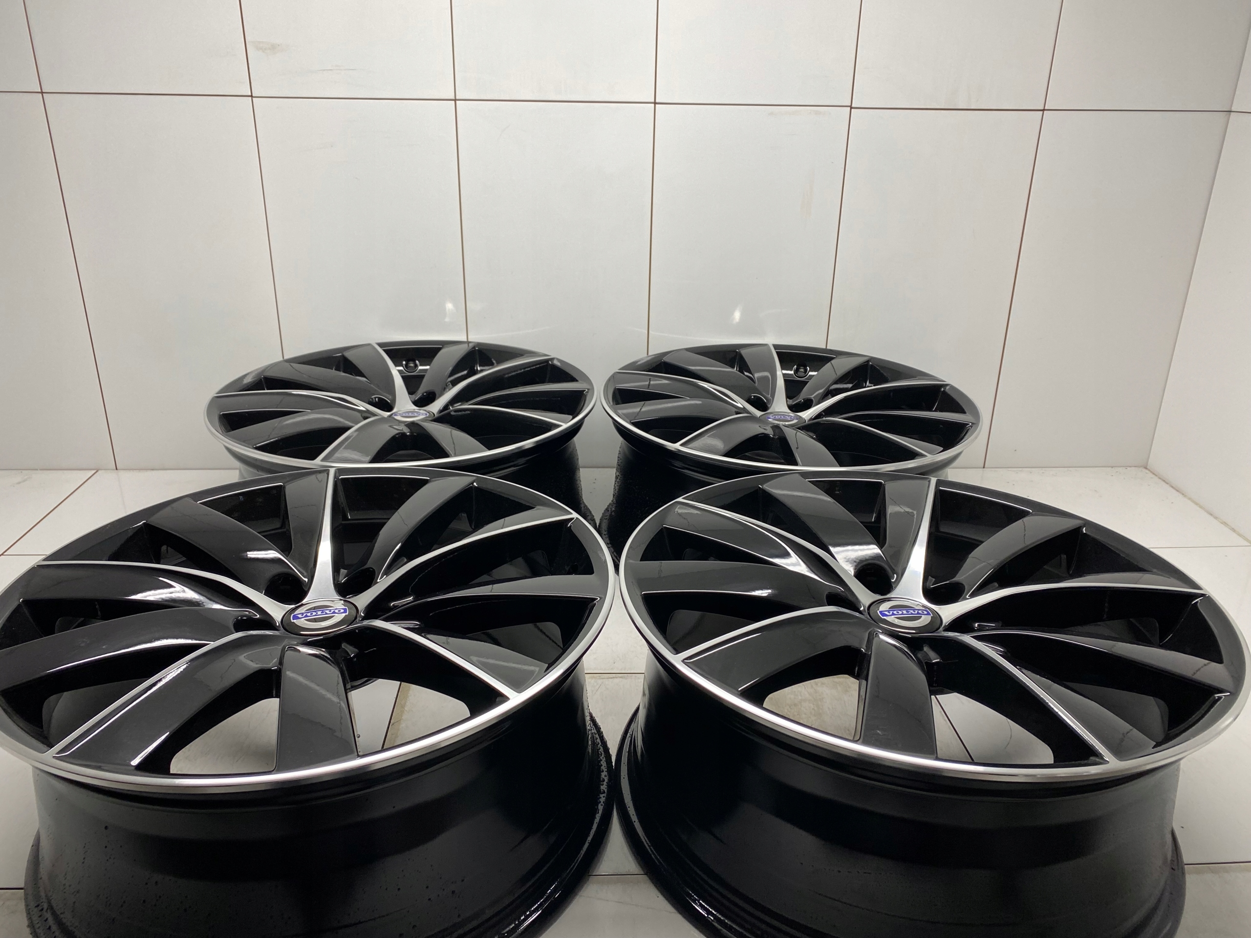 ДИСКИ 19 VOLVO R ДИЗАЙН V60 V70 Xc60 Et42.5