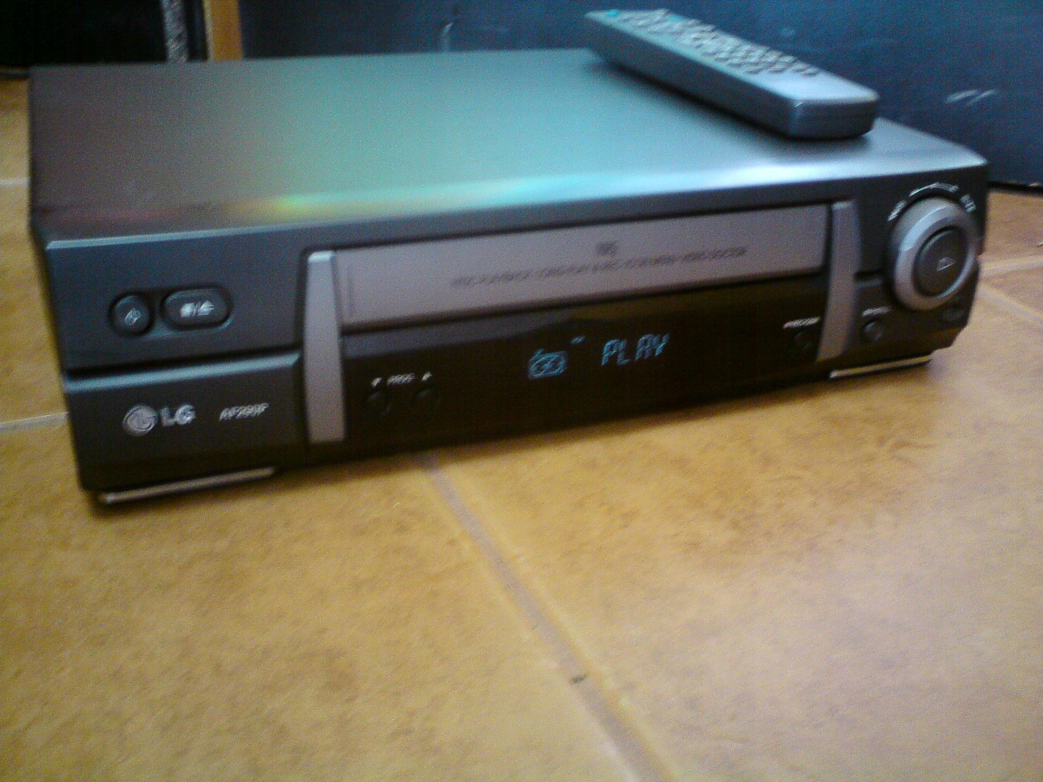 LG AF290Pvideo magnetowiid LP SP VHS vcr + PILOT