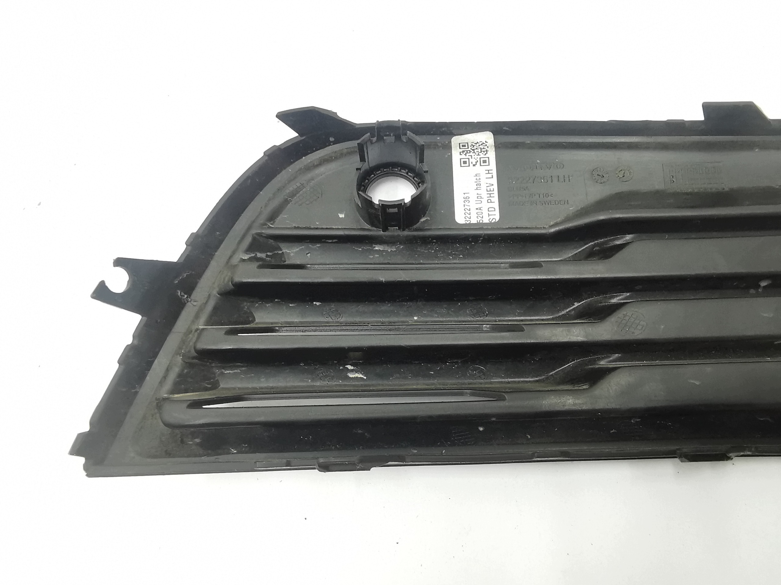 grid of a bumper left front VOLVO S90 R-design 32227361