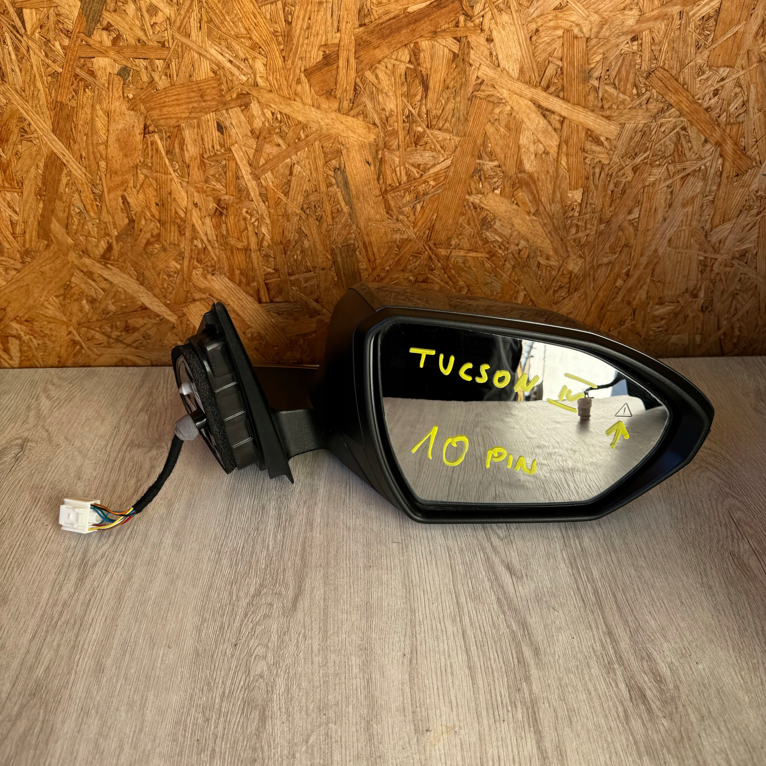 LUSTERKO PRAWE KOMPLETNE HYUNDAI TUCSON IV 2020 ROK 10 PIN ASYSTENT Typ samochodu Samochody osobowe