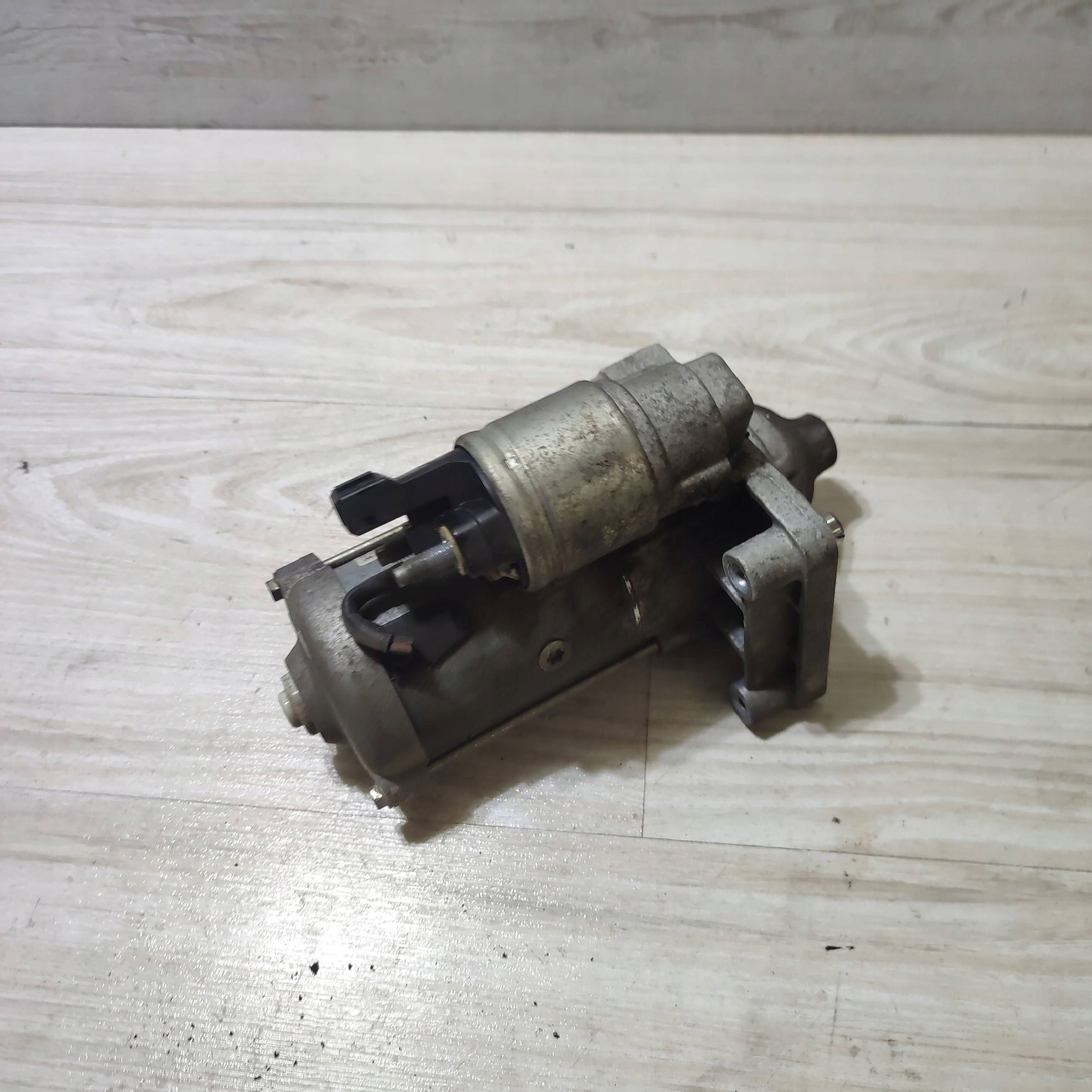 starter Peugeot Rifter 9825233080