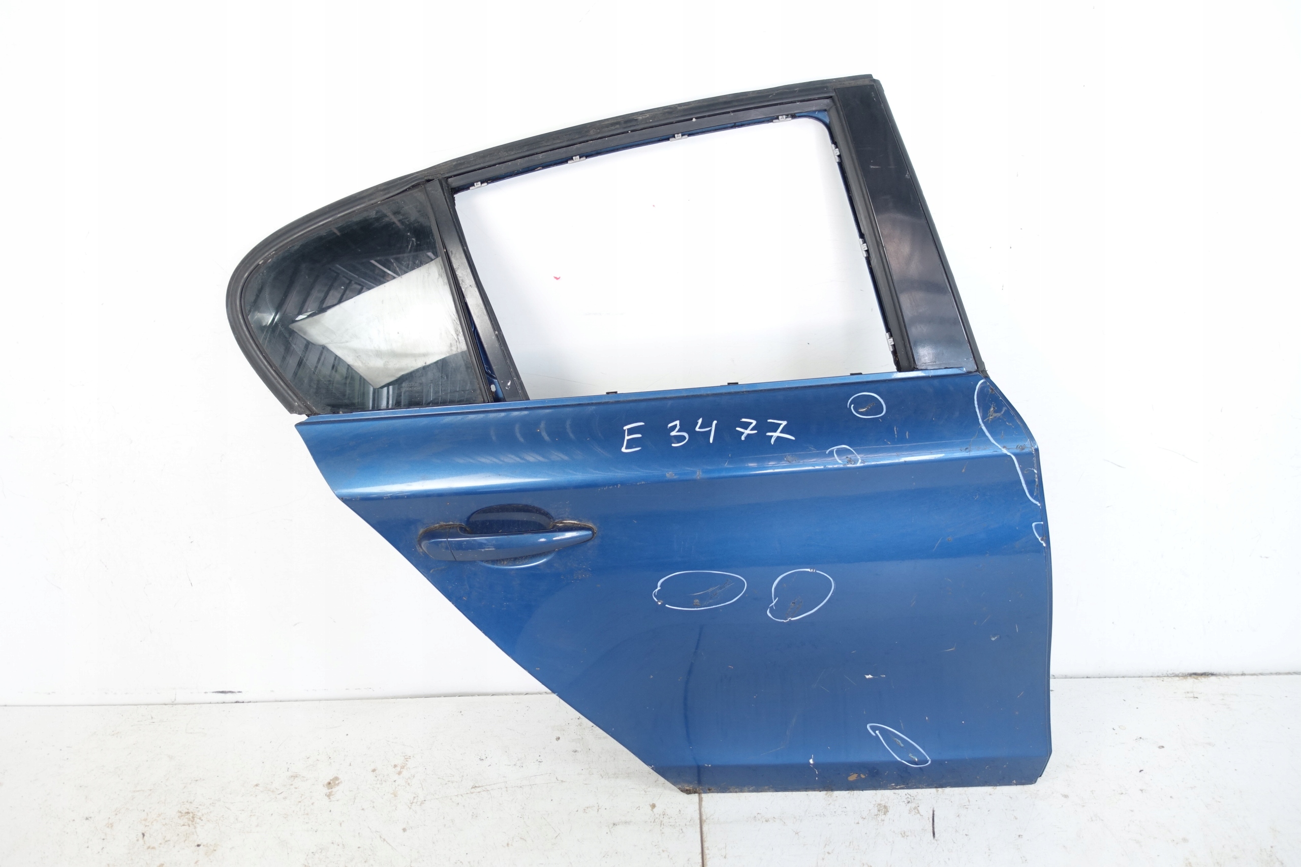 door right rear part right rear. BMW 1 E87 2004