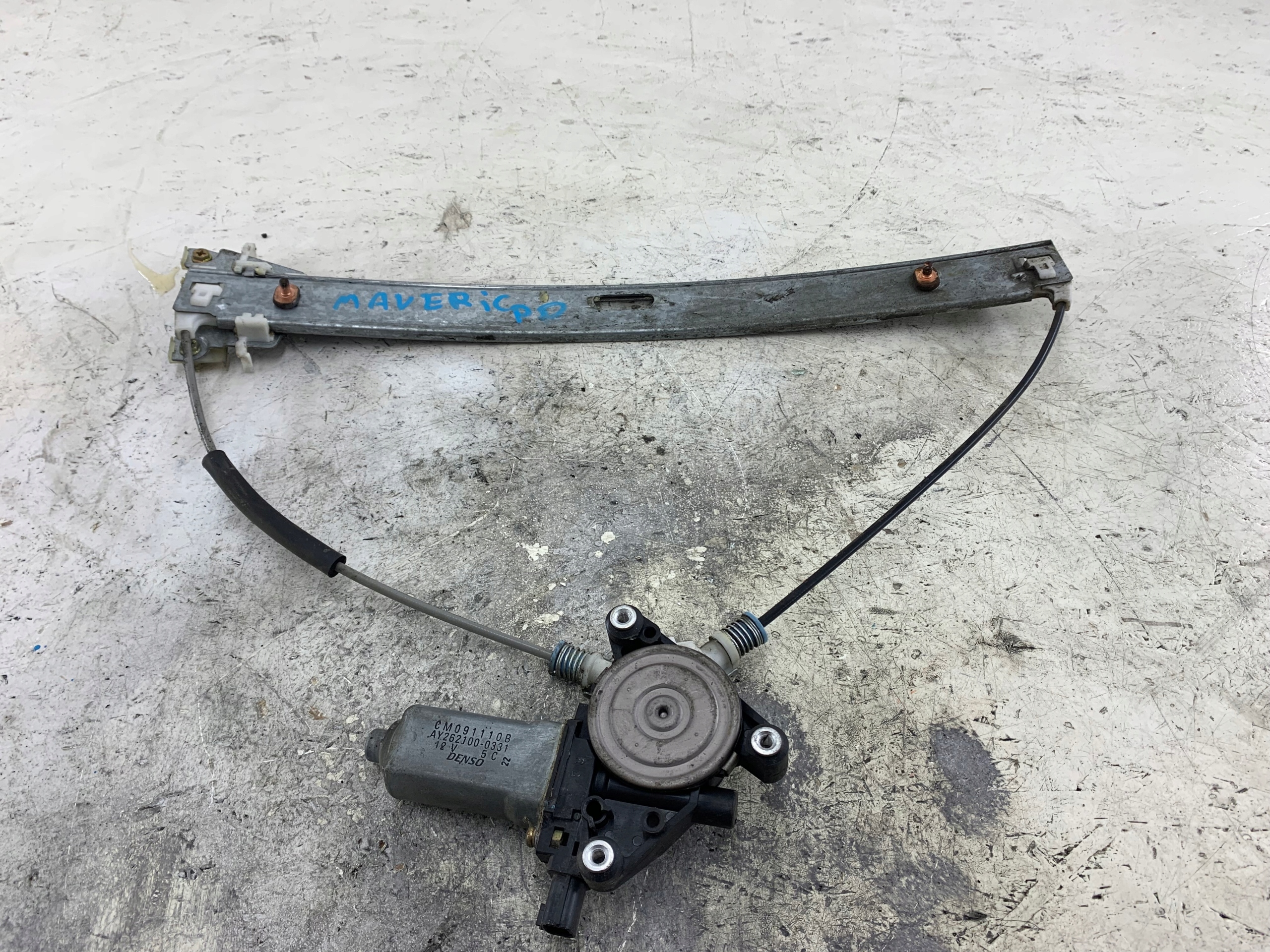 FORD MAVERICK II window regulator right front AY262100-0331