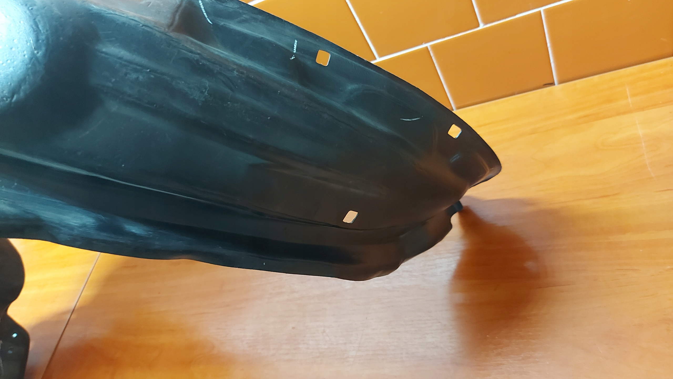 mudguard right front TOYOTA HILUX 05-12