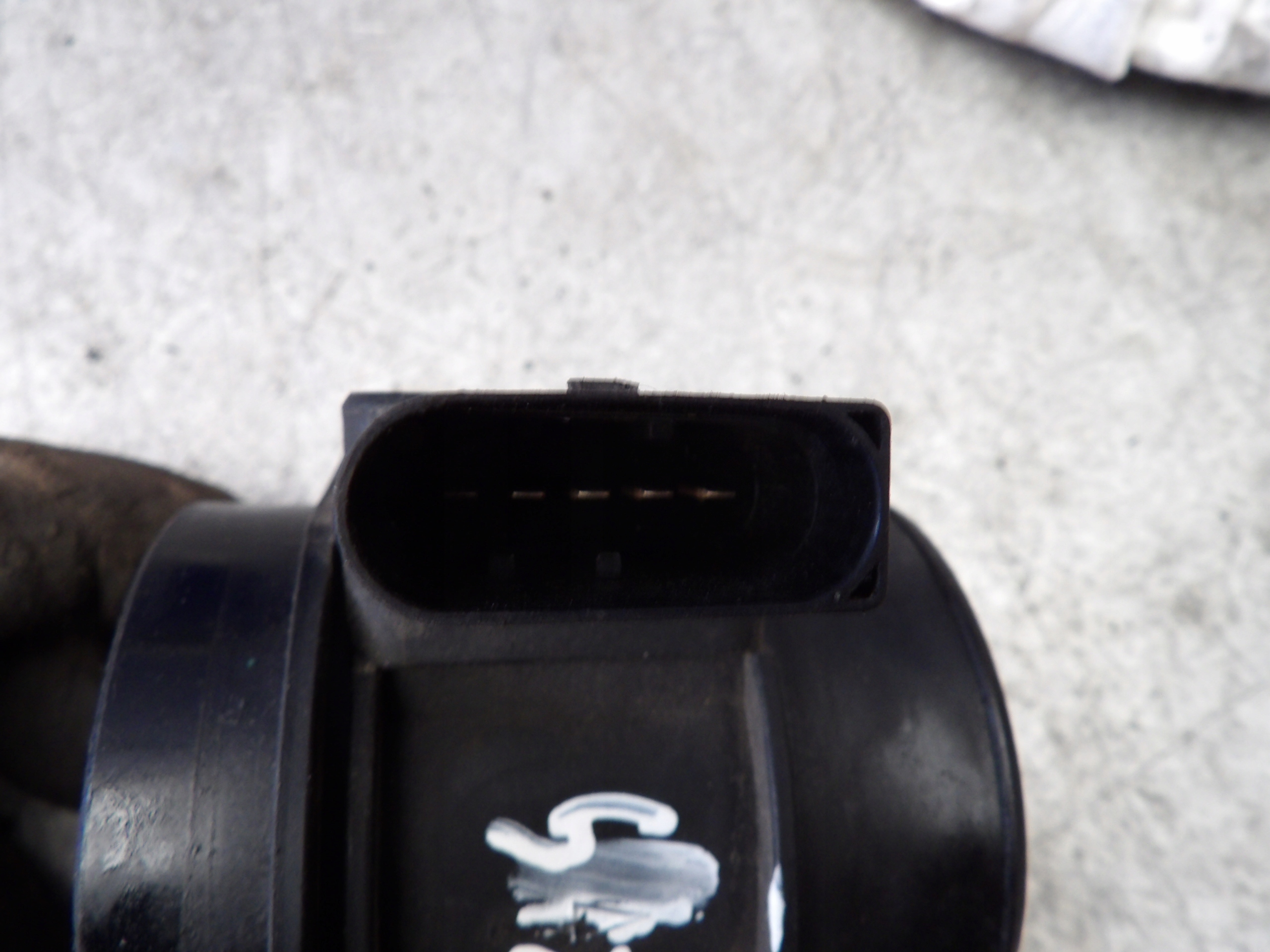 Mercedes W210 flow meter A1110940148 5WK9613