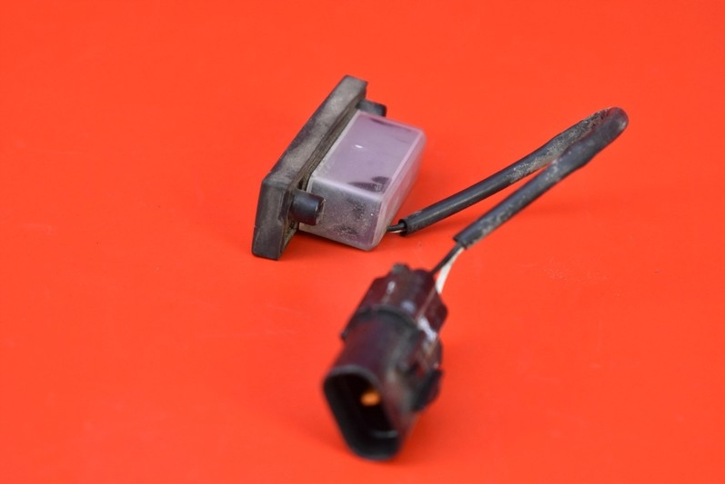 KLAMKA PRZYCISK KLAPY TYŁ TYLNEJ KIA CEED 2 II KOMBI 12-18 Producent części Kia OE